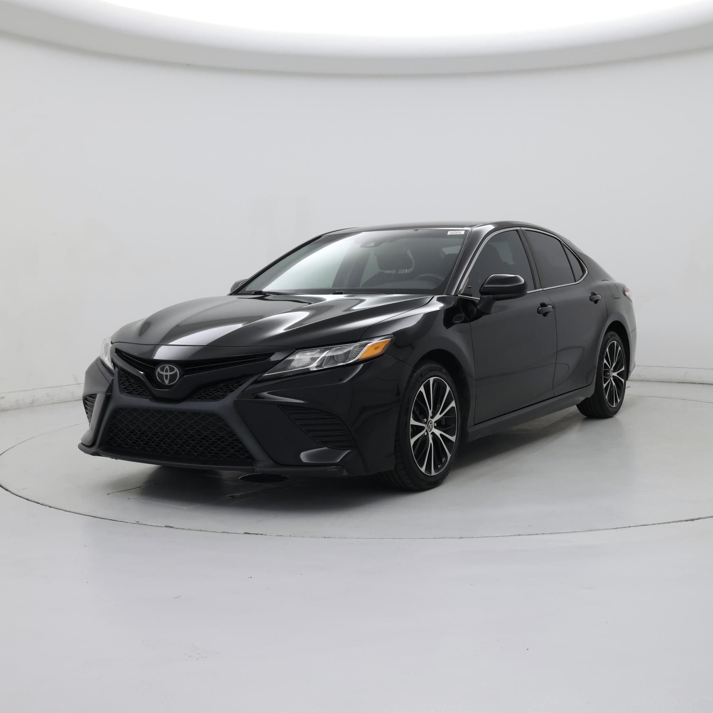 Thumbnail: 2020 Toyota Camry - 4