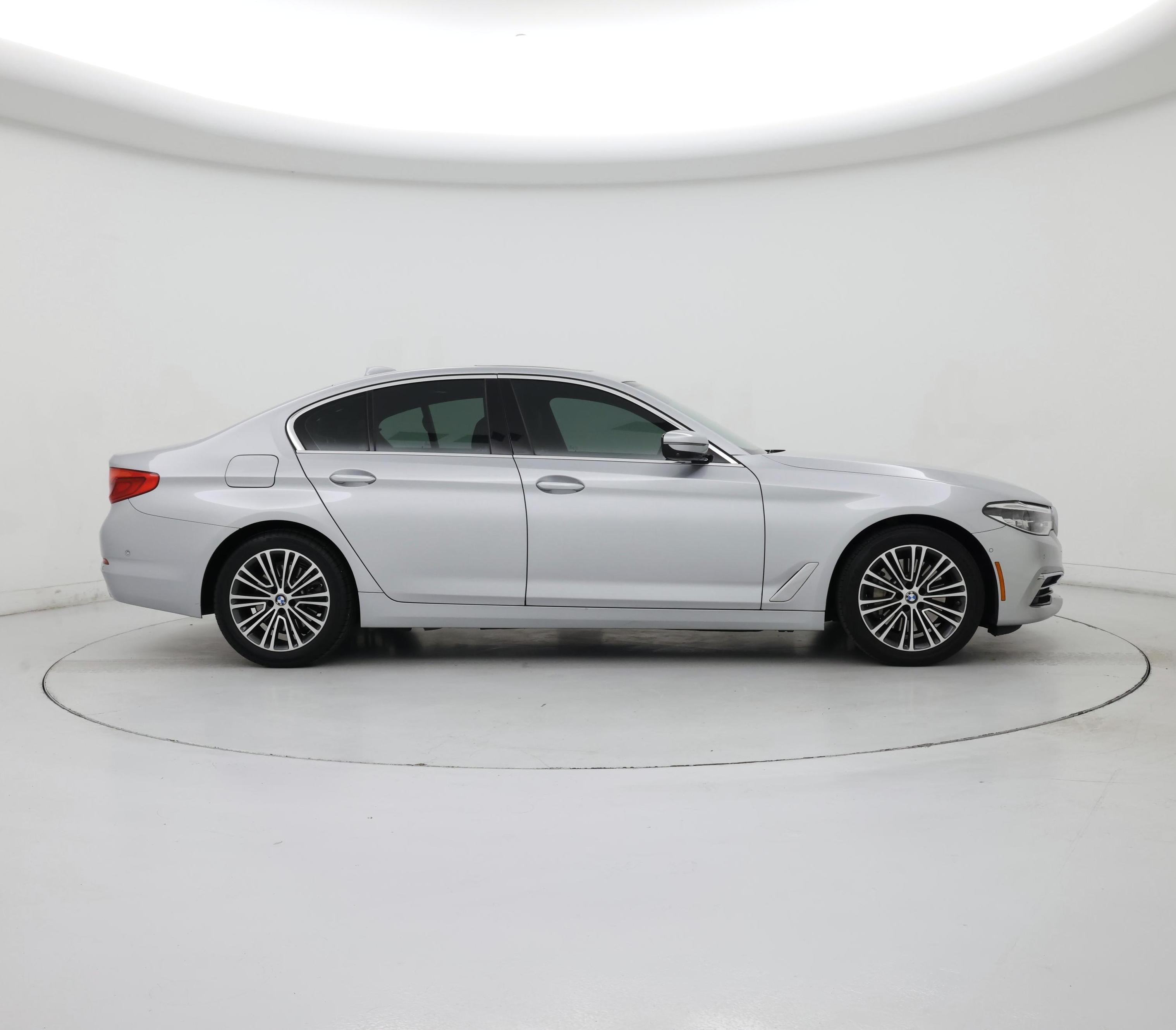 Thumbnail: 2020 BMW 5 Series - 7