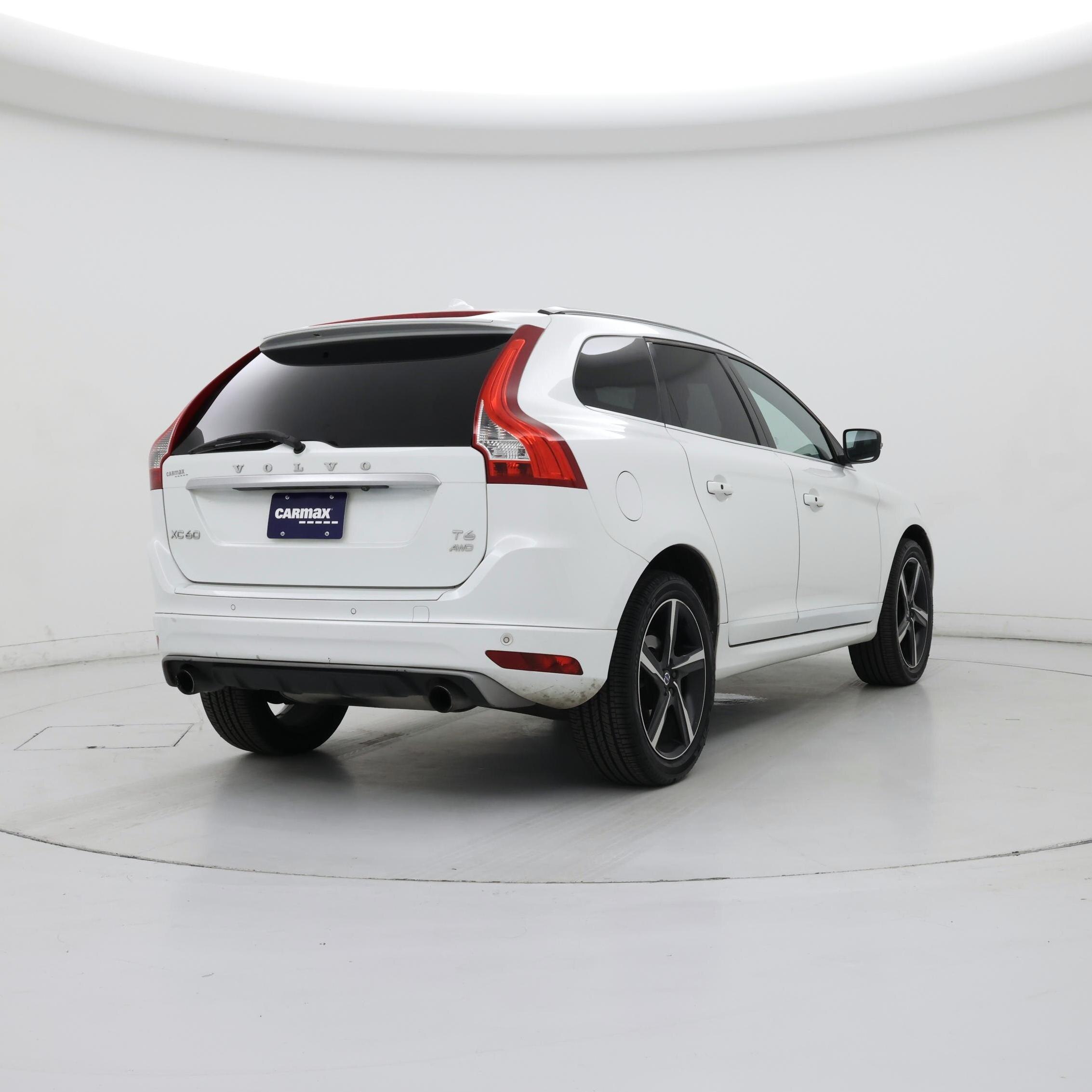 Thumbnail: 2016 Volvo XC60 - 8