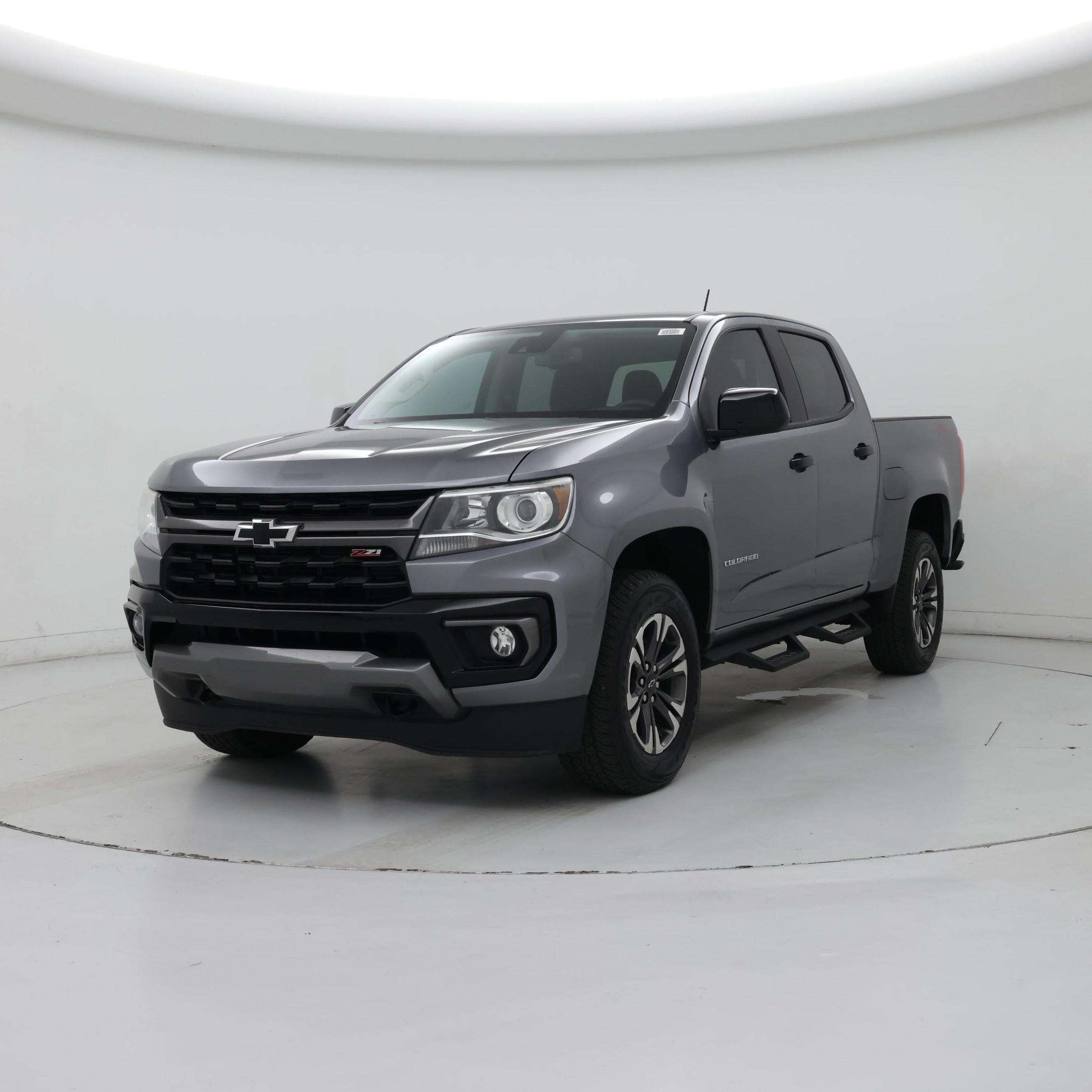 Thumbnail: 2022 Chevrolet Colorado - 4
