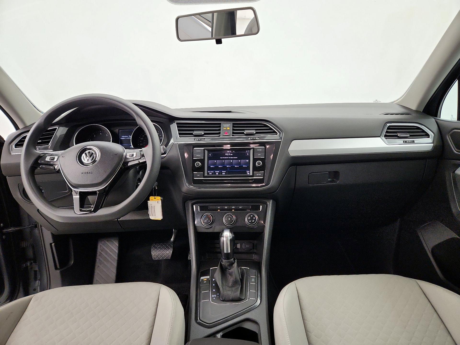 Thumbnail: 2019 Volkswagen Tiguan - 9