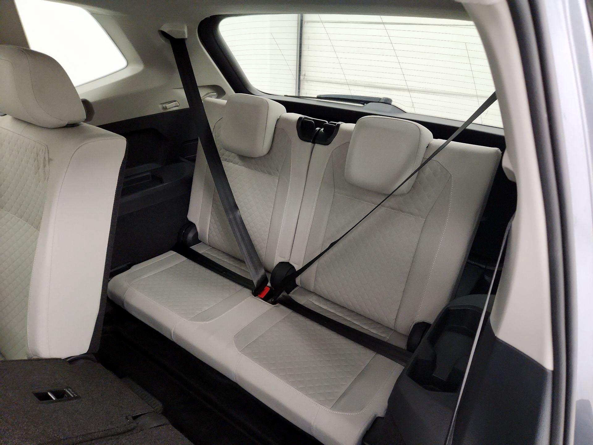 Thumbnail: 2019 Volkswagen Tiguan - 20