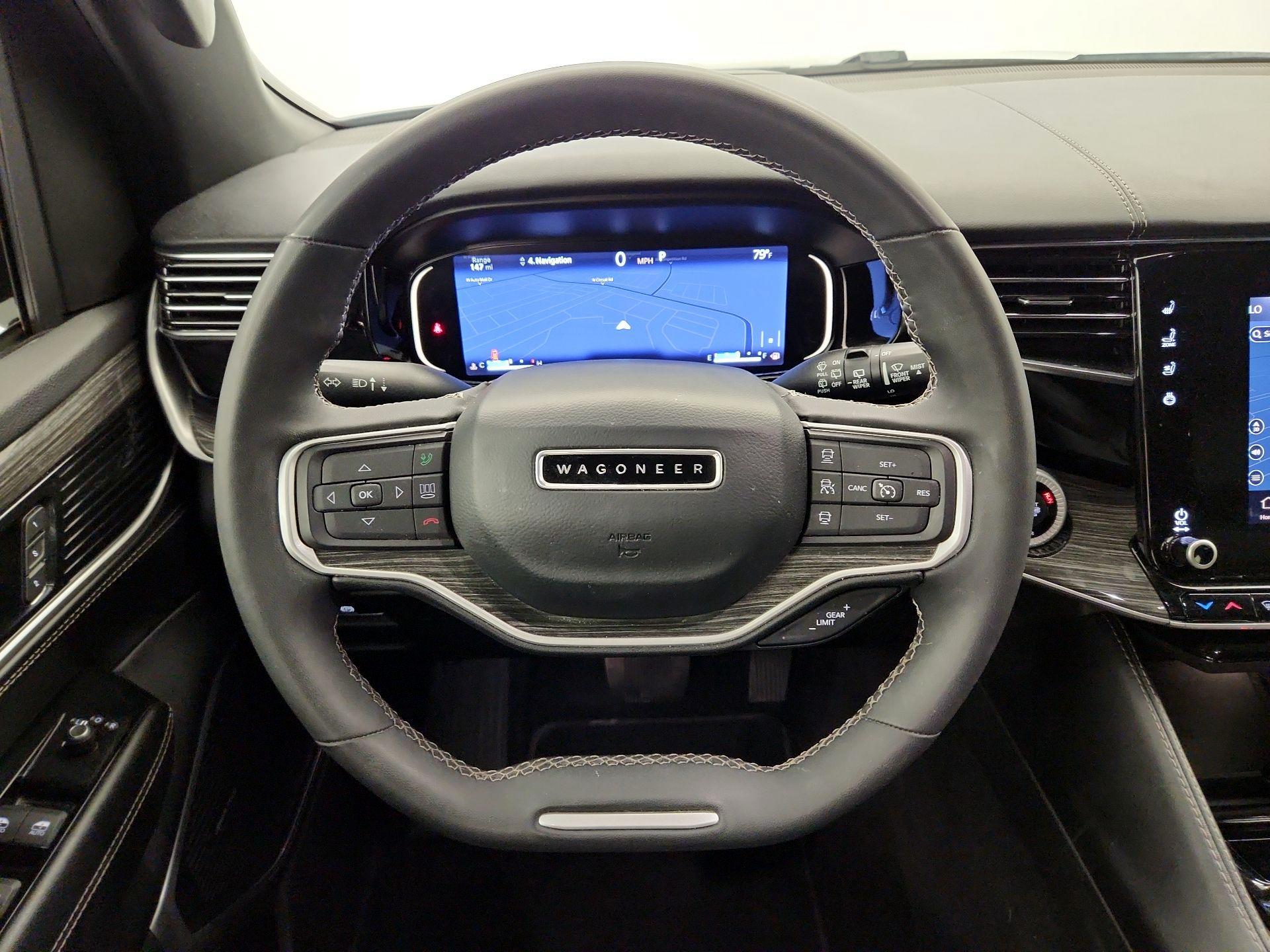 Thumbnail: 2022 Jeep Wagoneer - 10