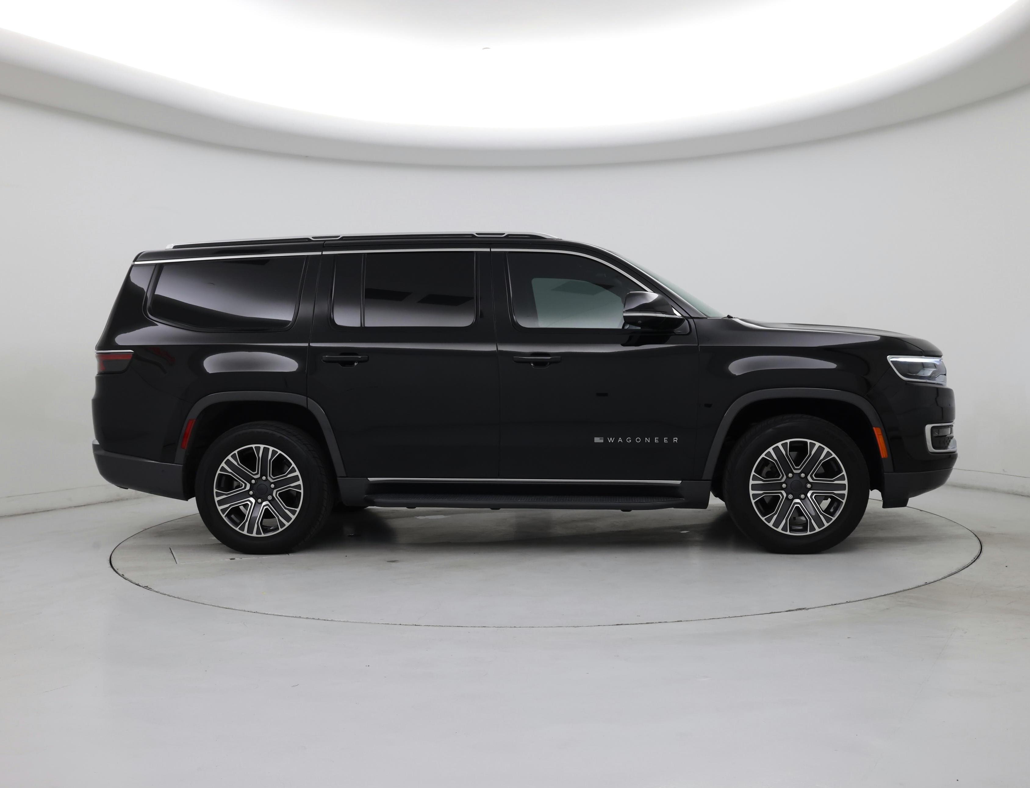 Thumbnail: 2022 Jeep Wagoneer - 7