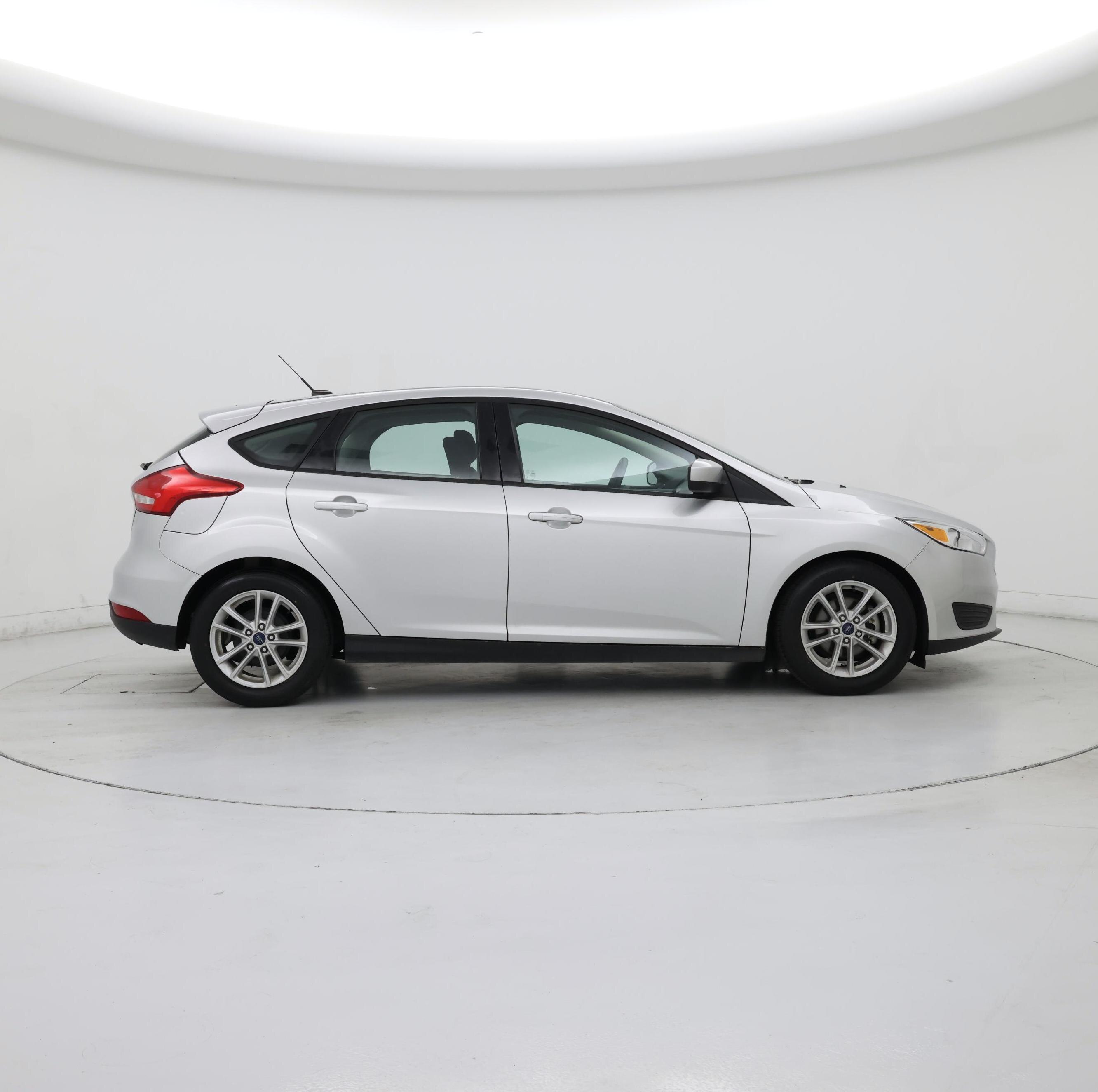 Thumbnail: 2018 Ford Focus - 7