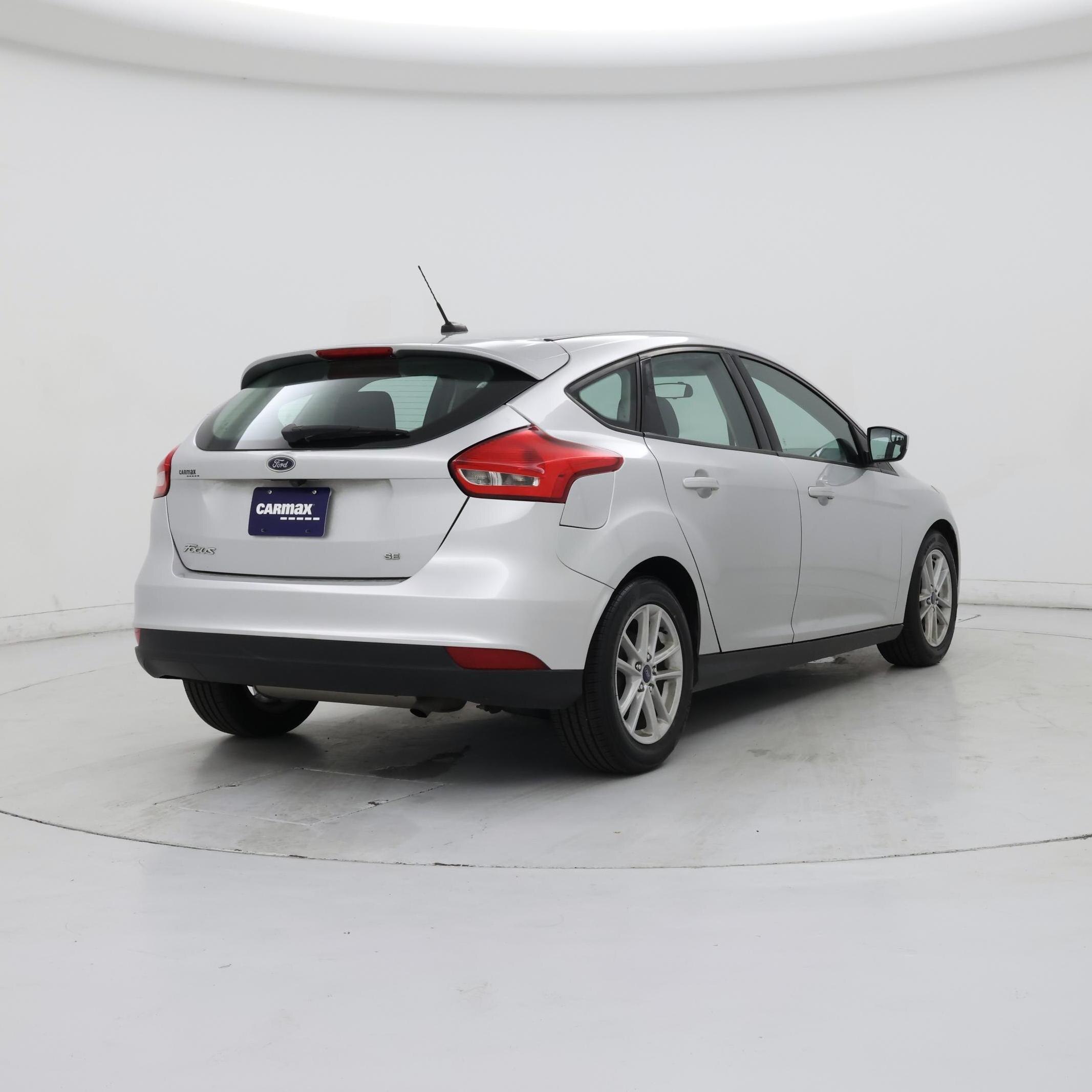Thumbnail: 2018 Ford Focus - 8