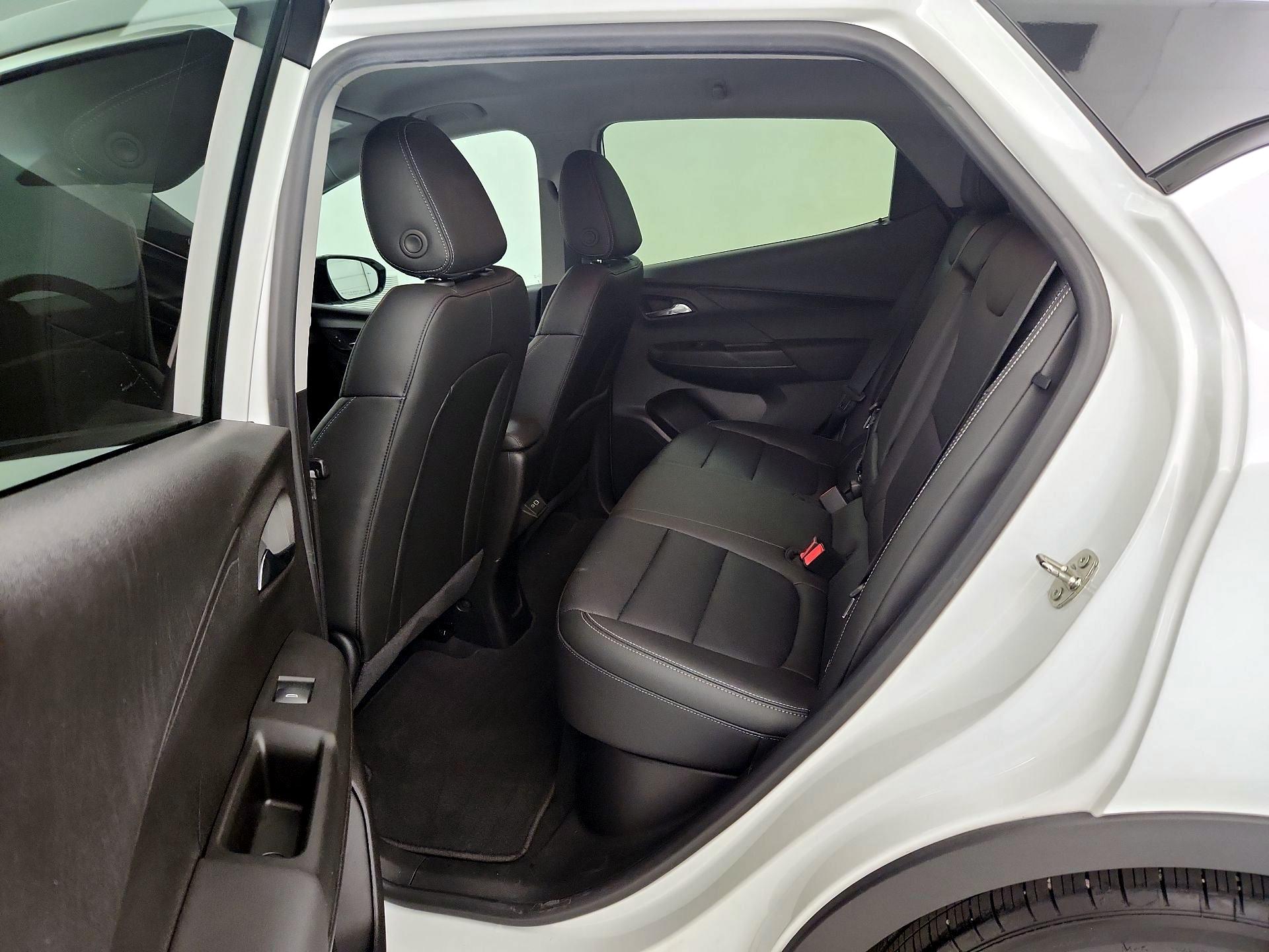 Thumbnail: 2023 Chevrolet Bolt EV - 19