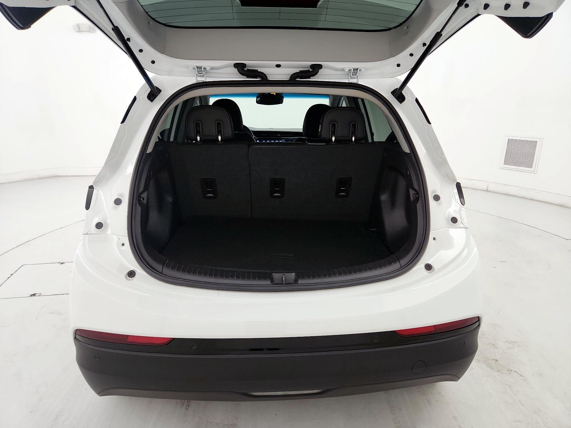 Thumbnail: 2023 Chevrolet Bolt EV - 20