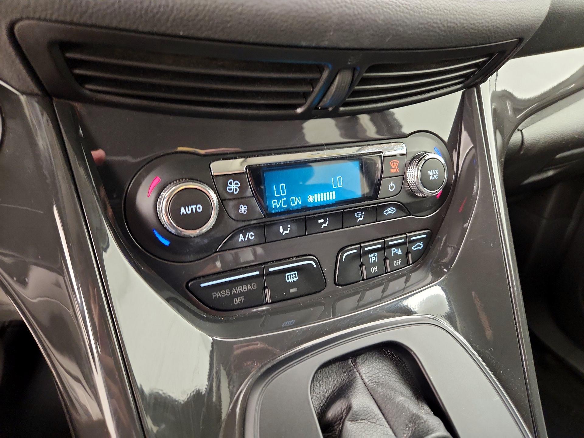 Thumbnail: 2014 Ford Escape - 17
