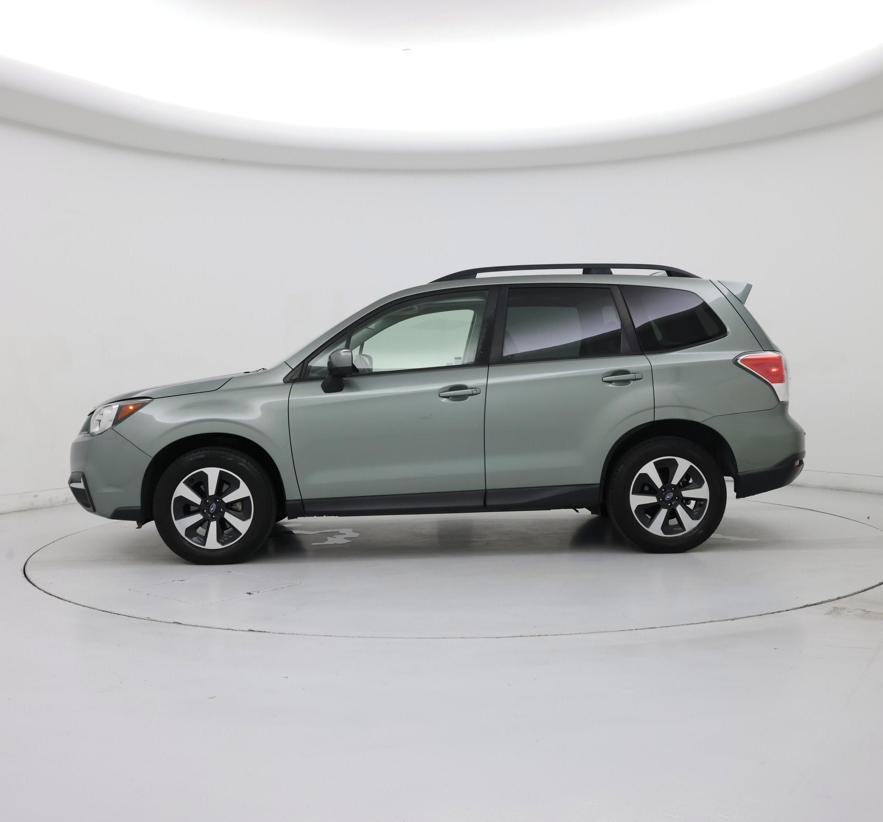 Thumbnail: 2018 Subaru Forester - 3