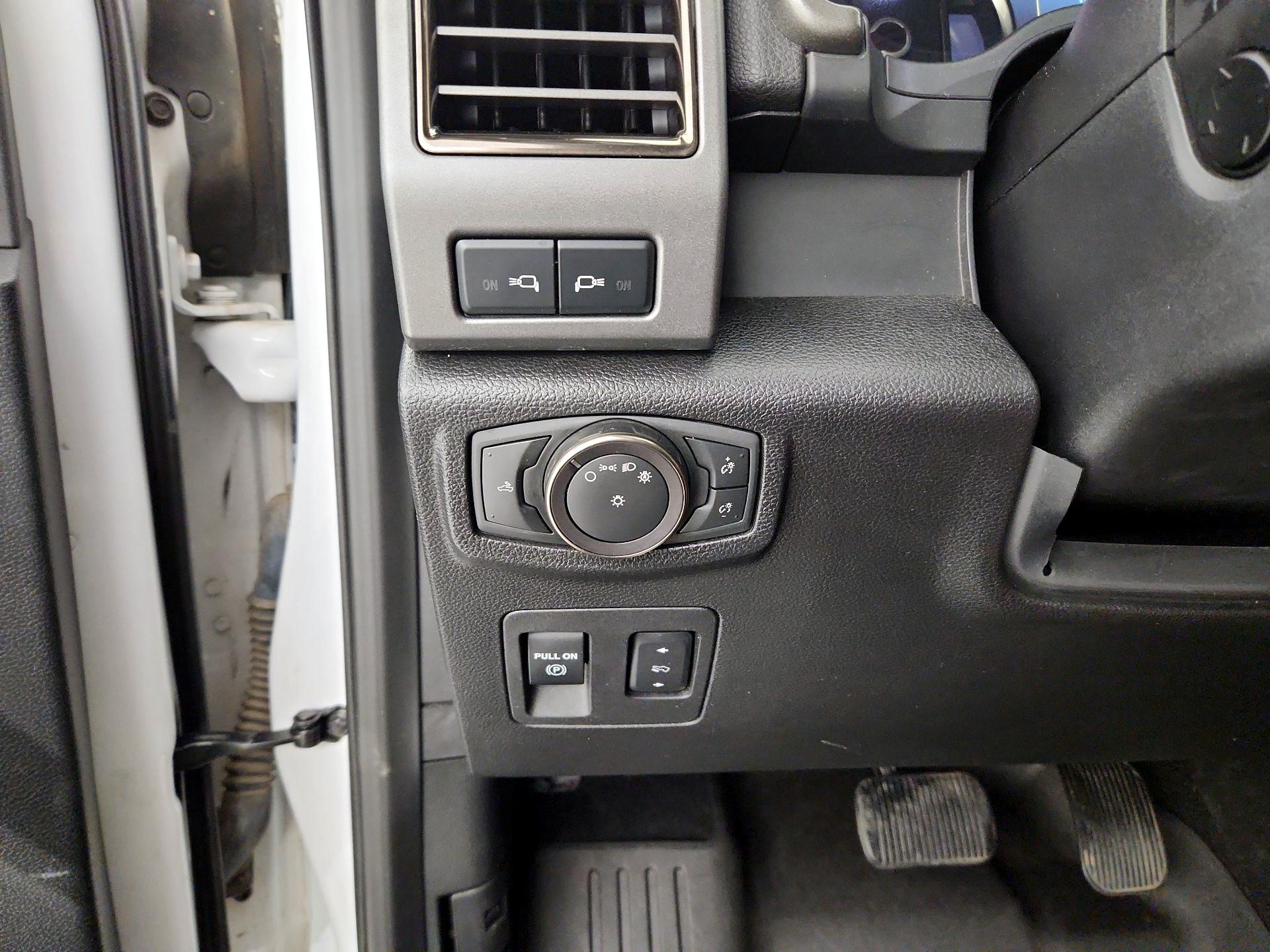 Thumbnail: 2019 Ford F-150 - 13