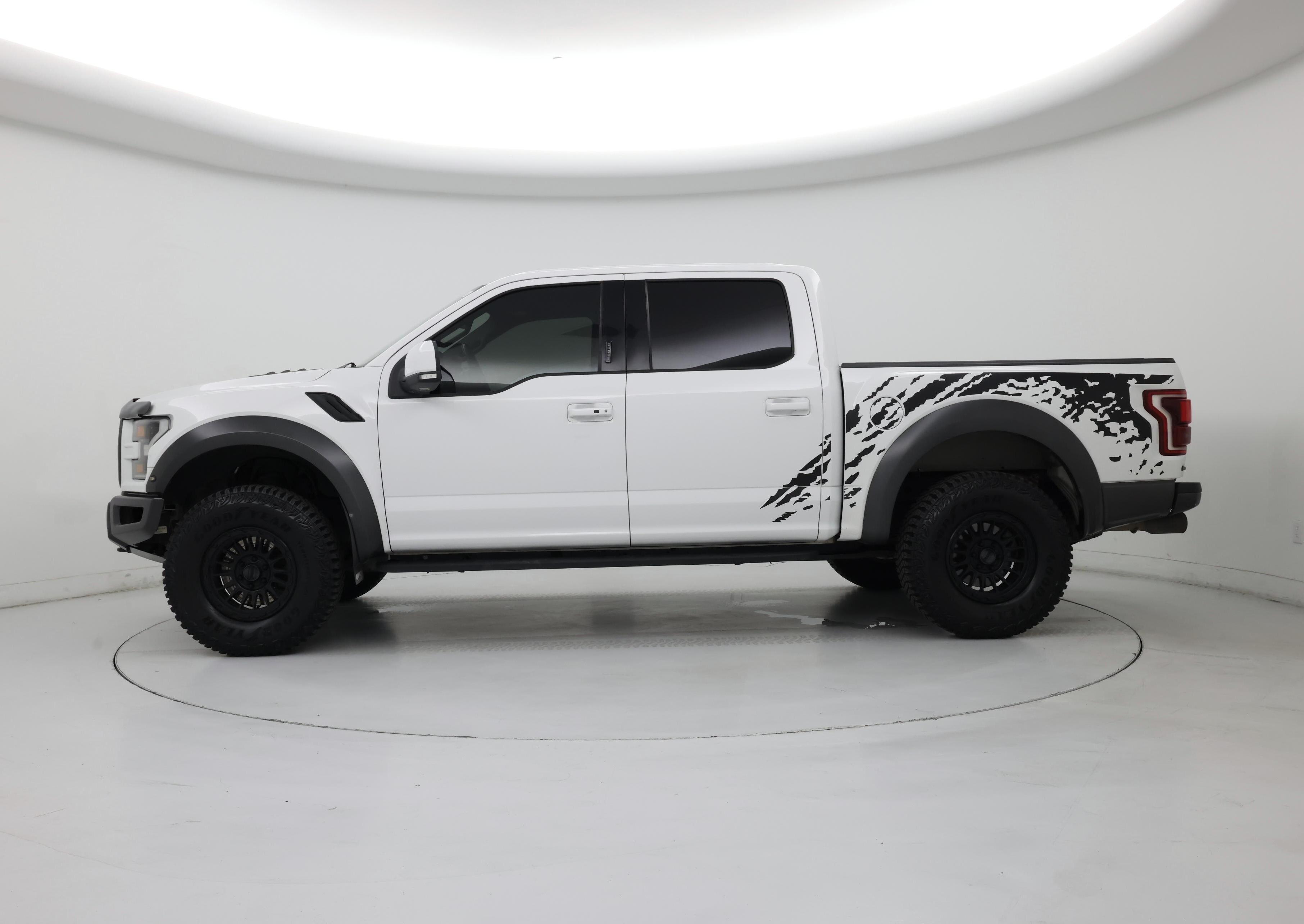Thumbnail: 2019 Ford F-150 - 3