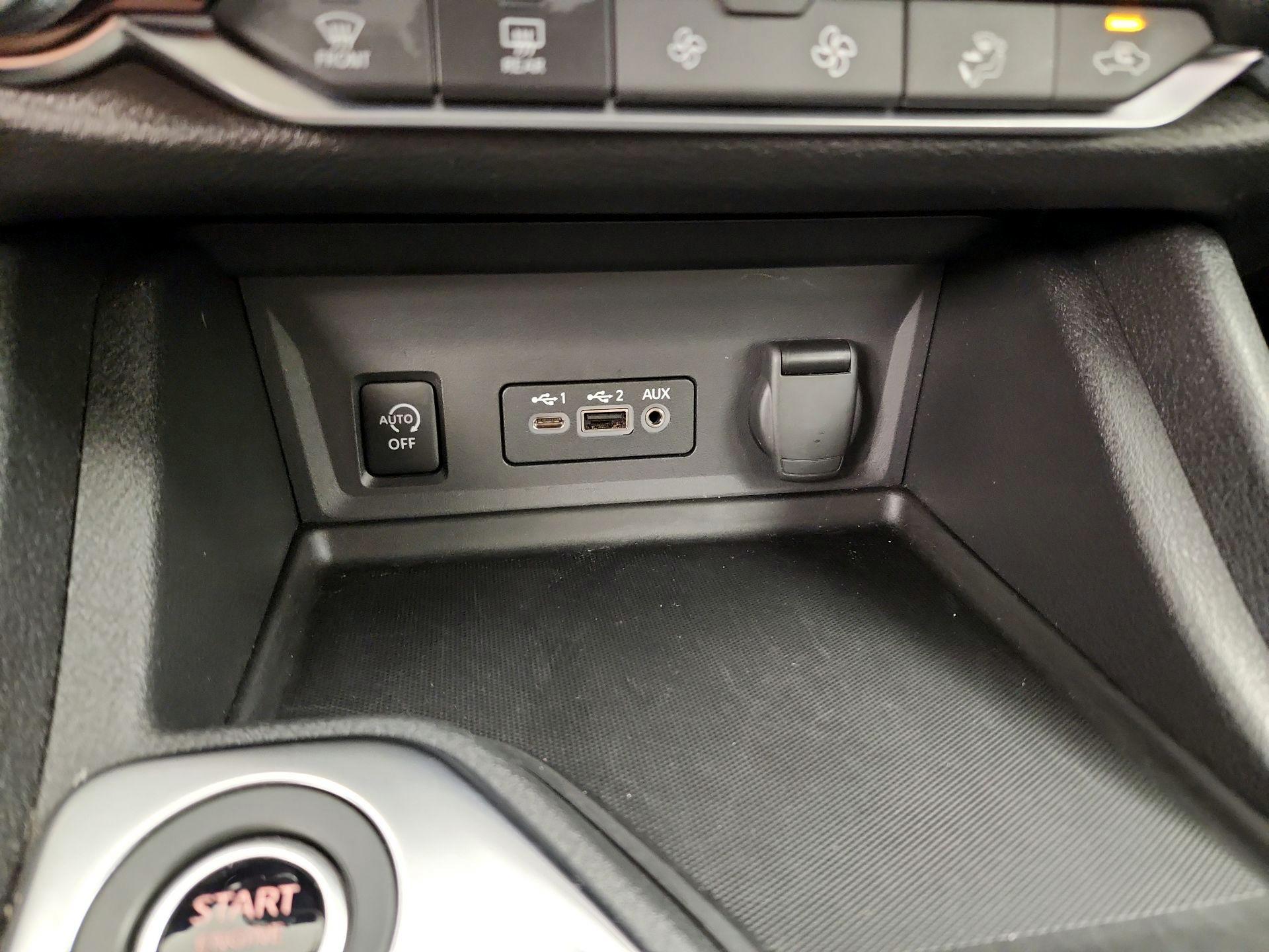 Thumbnail: 2024 Nissan Sentra - 18
