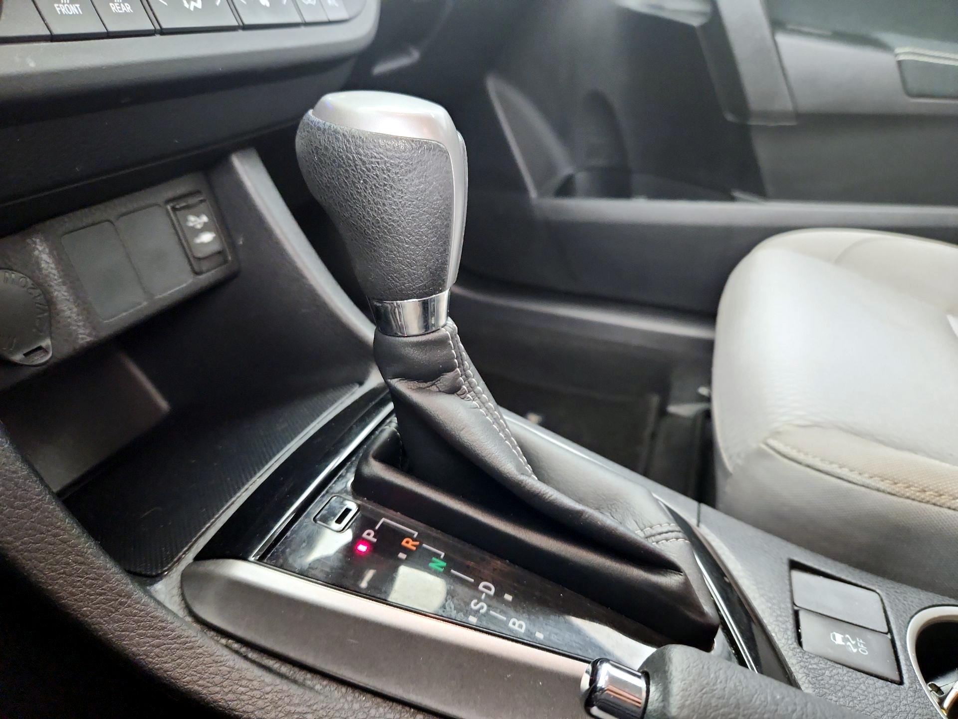 Thumbnail: 2016 Toyota Corolla - 17