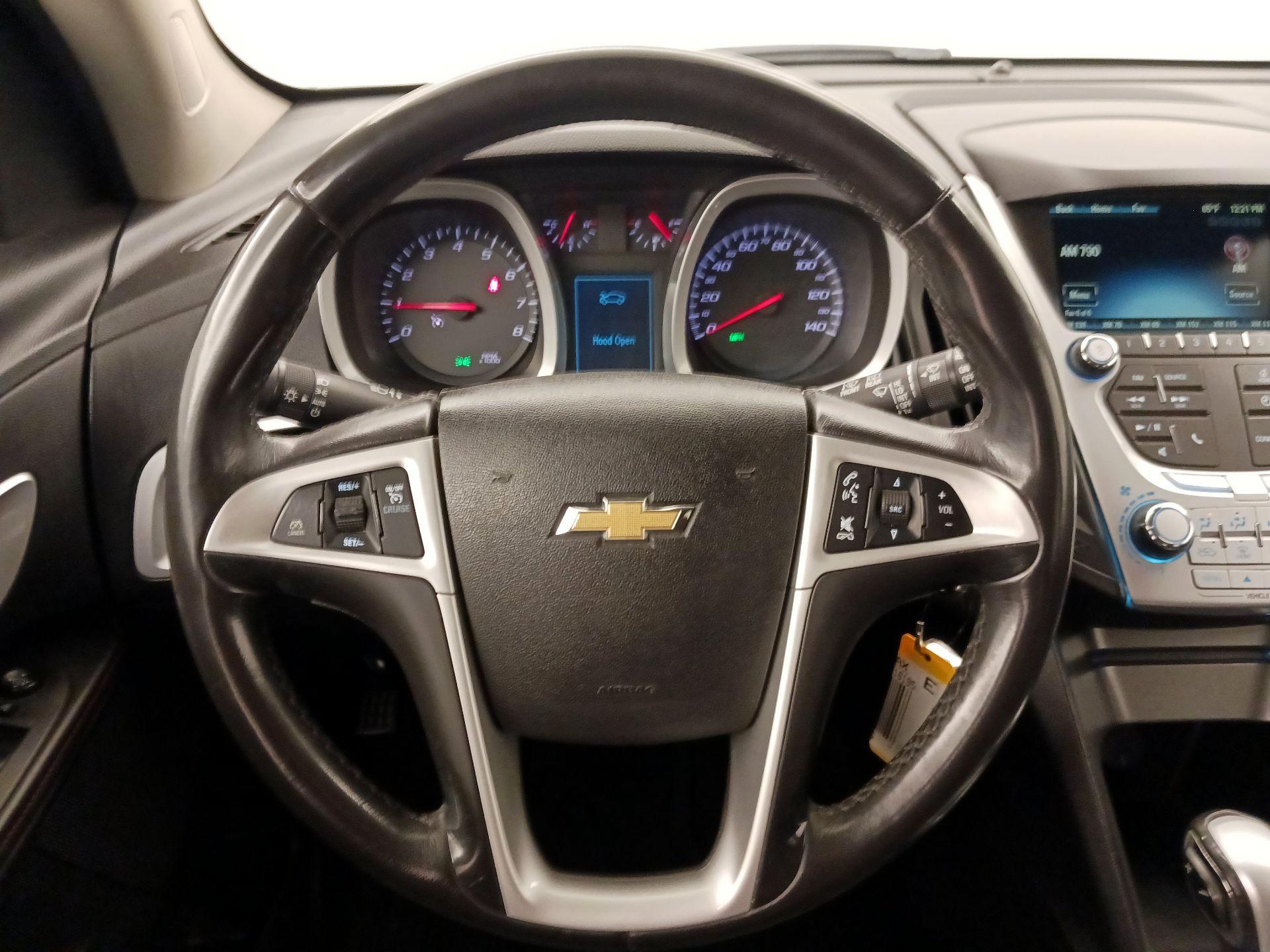Thumbnail: 2015 Chevrolet Equinox - 10