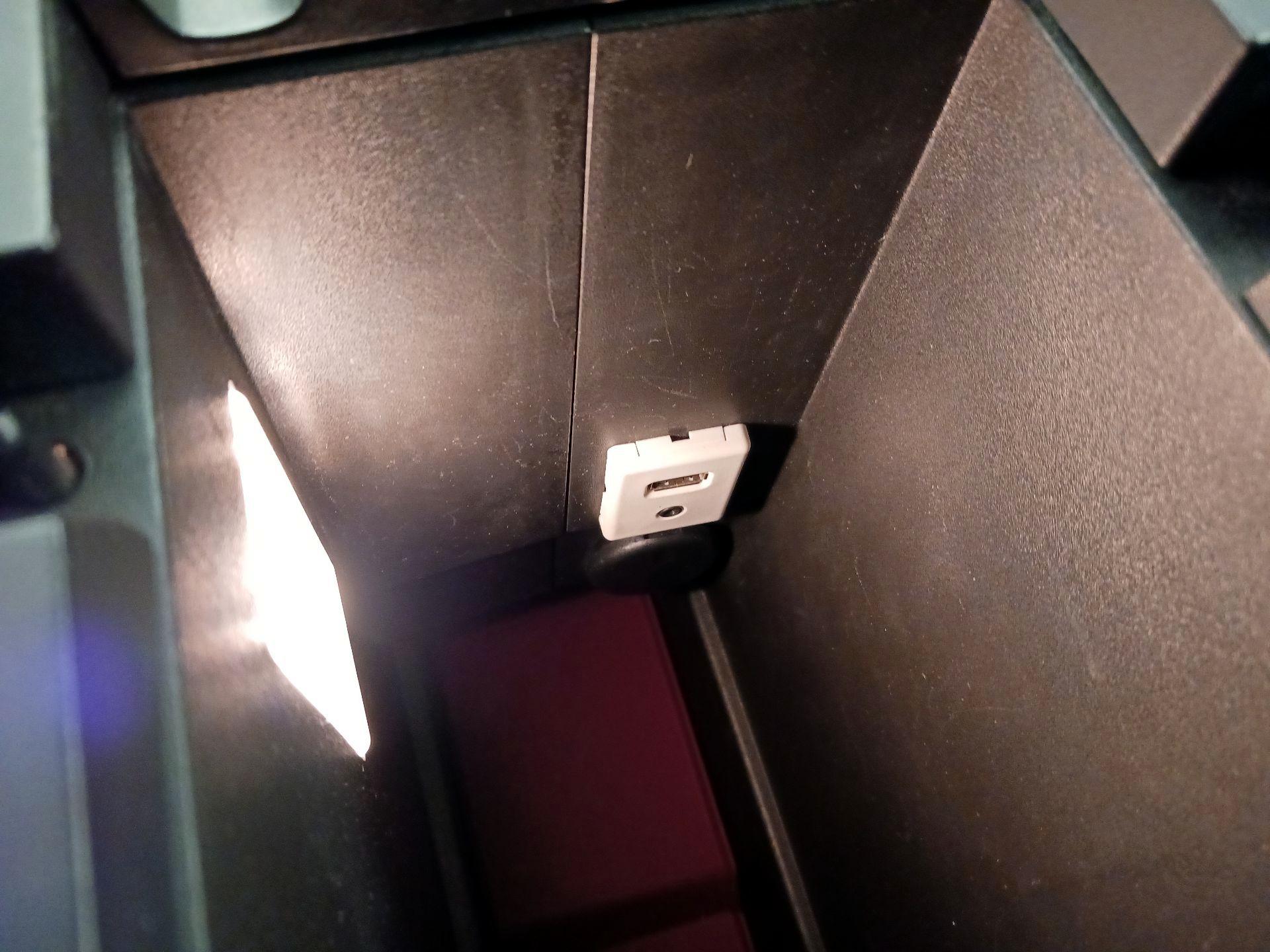 Thumbnail: 2015 Chevrolet Equinox - 18