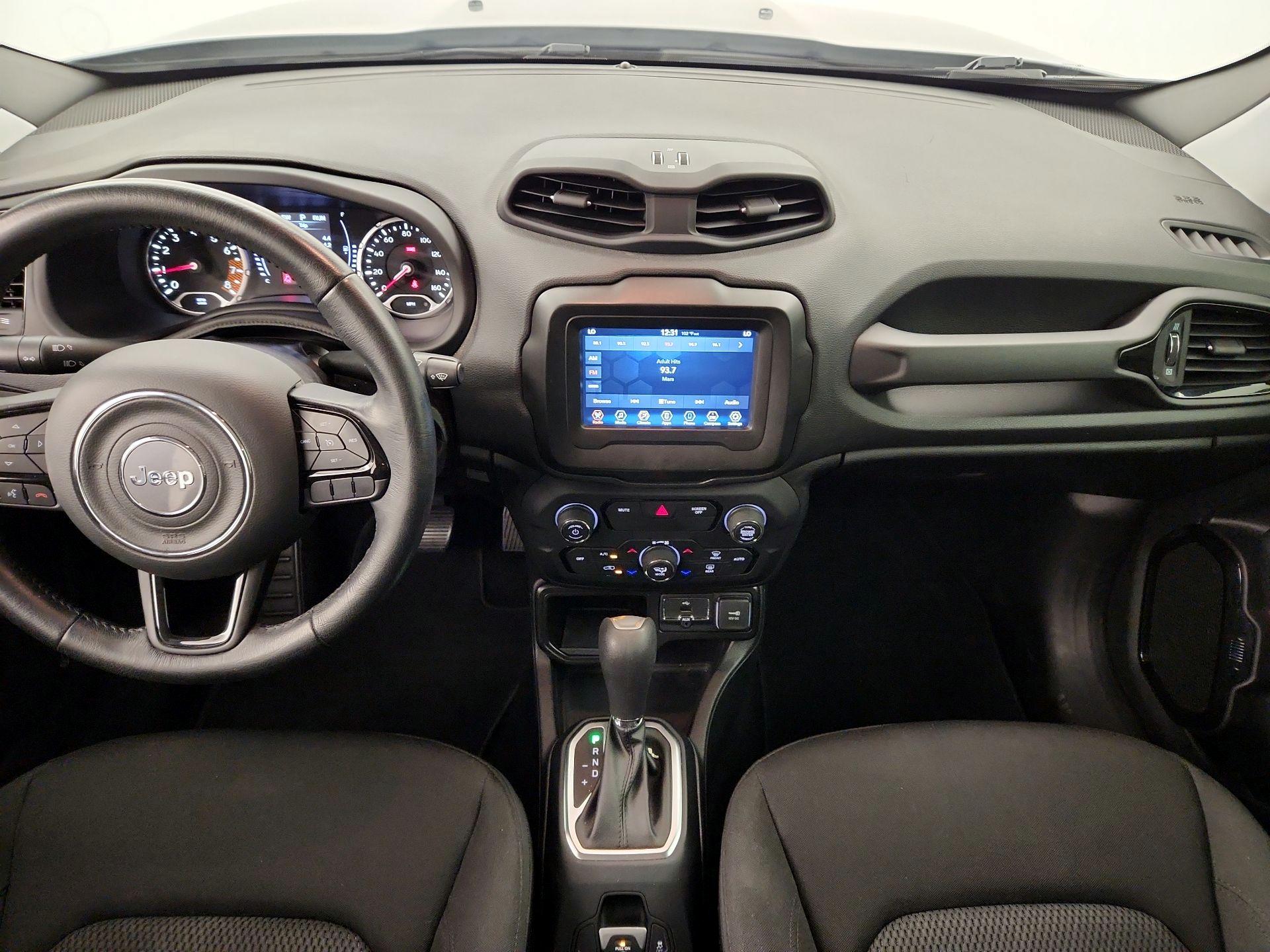 Thumbnail: 2020 Jeep Renegade - 9