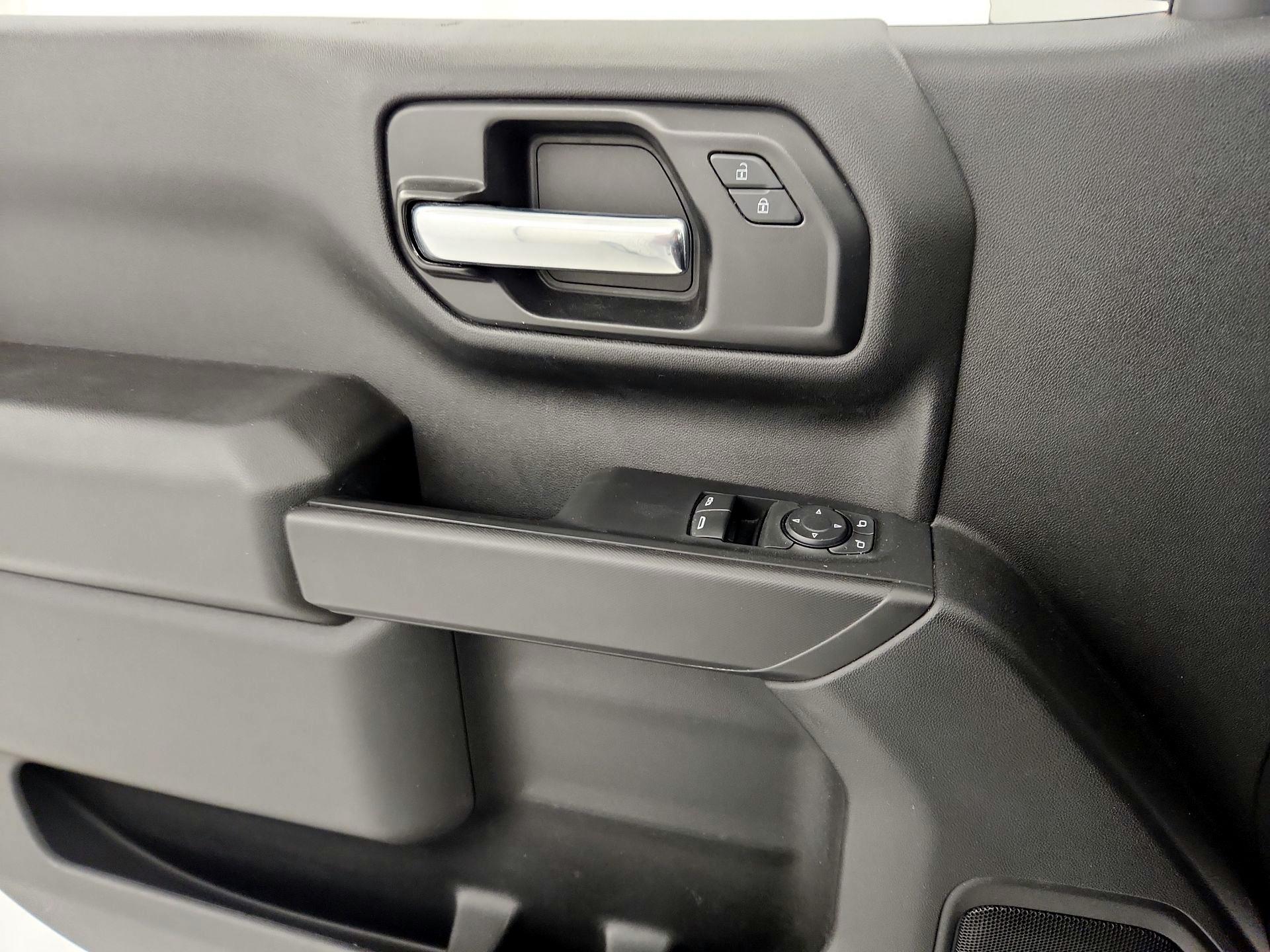 Thumbnail: 2022 Chevrolet Silverado 1500 - 12