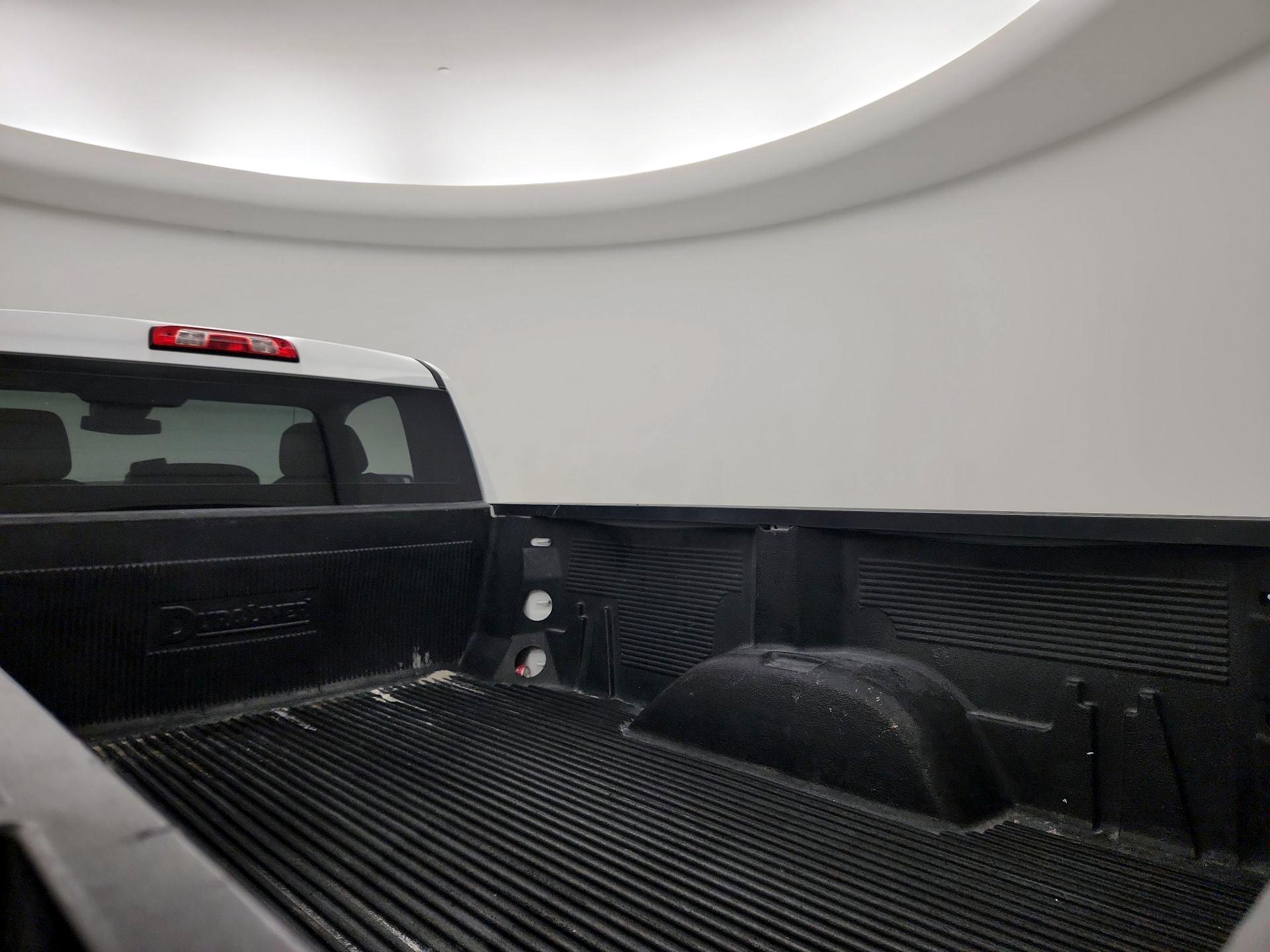 Thumbnail: 2022 Chevrolet Silverado 1500 - 19