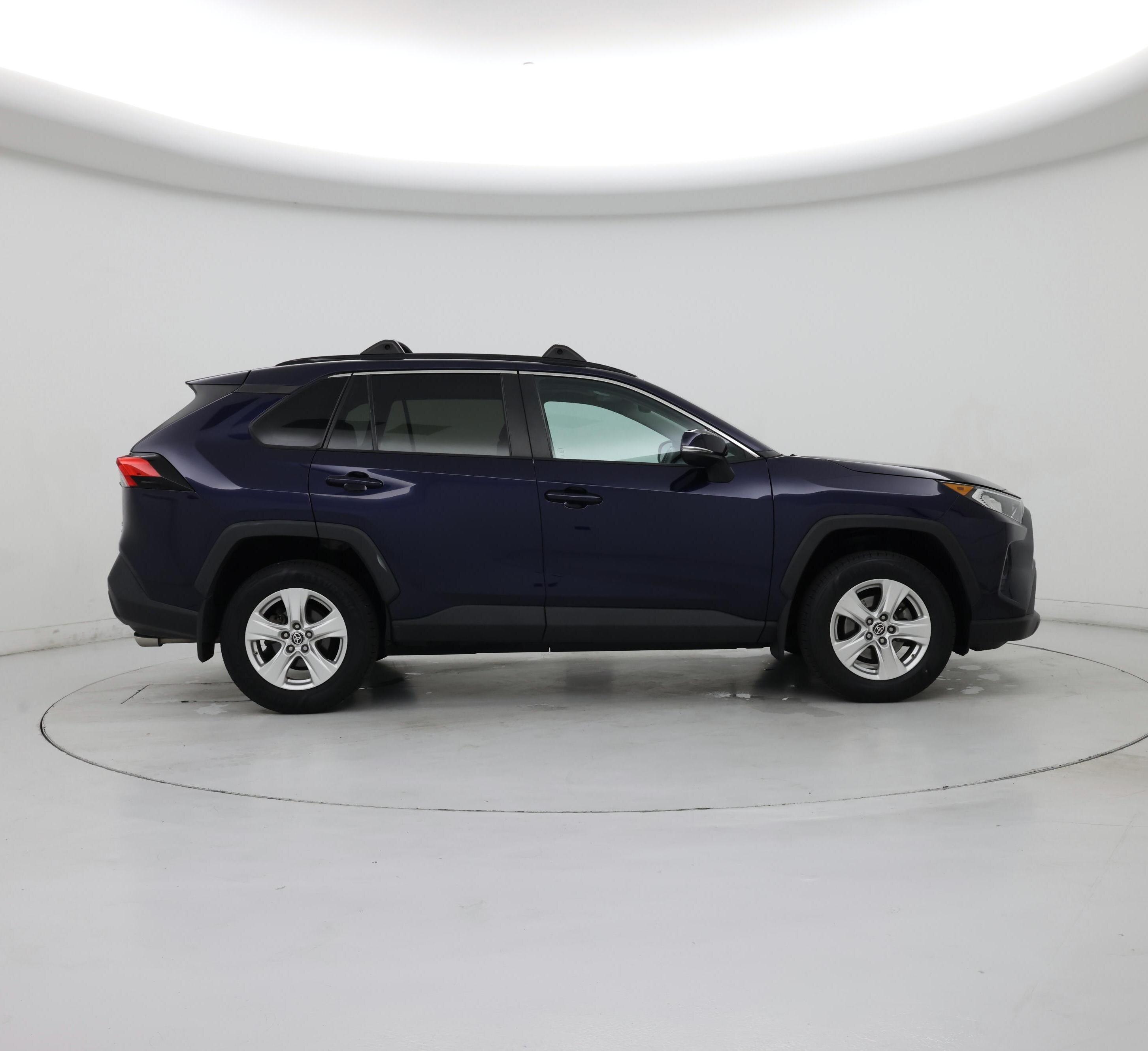 Thumbnail: 2021 Toyota RAV4 - 7