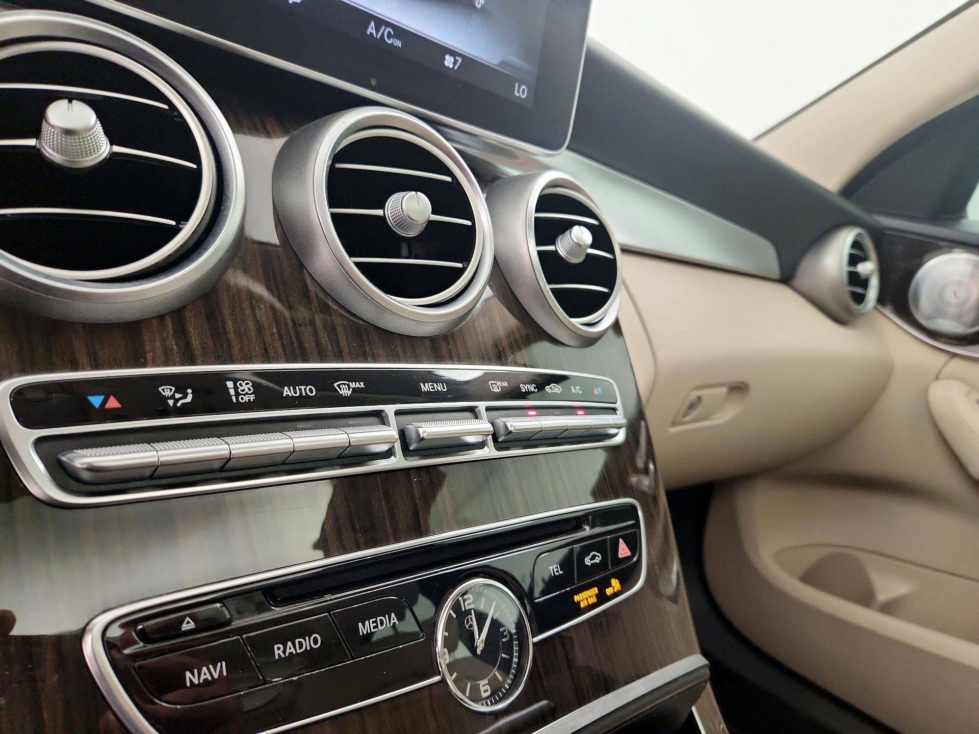Thumbnail: 2017 Mercedes-Benz C-Class - 16