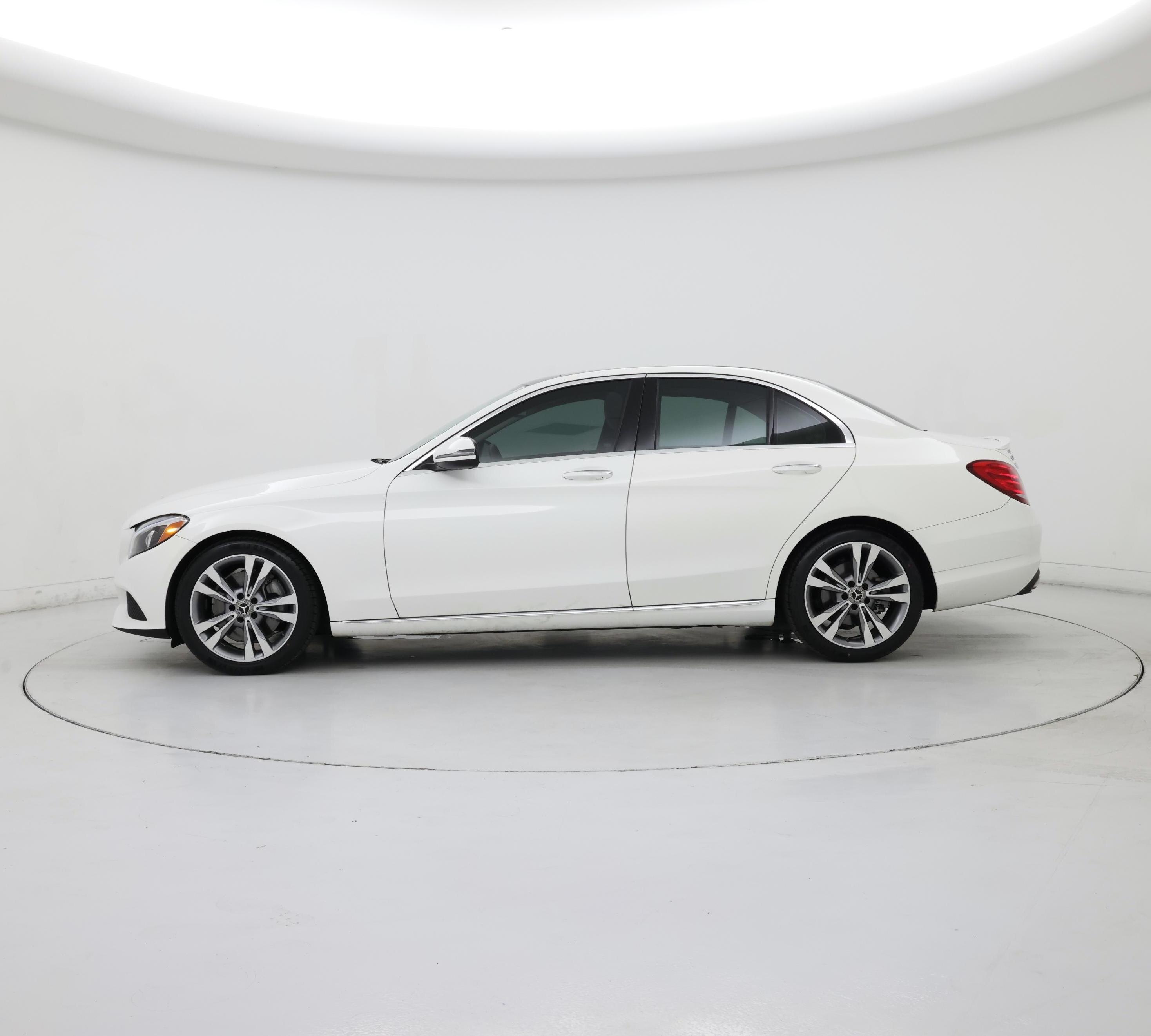 Thumbnail: 2017 Mercedes-Benz C-Class - 3