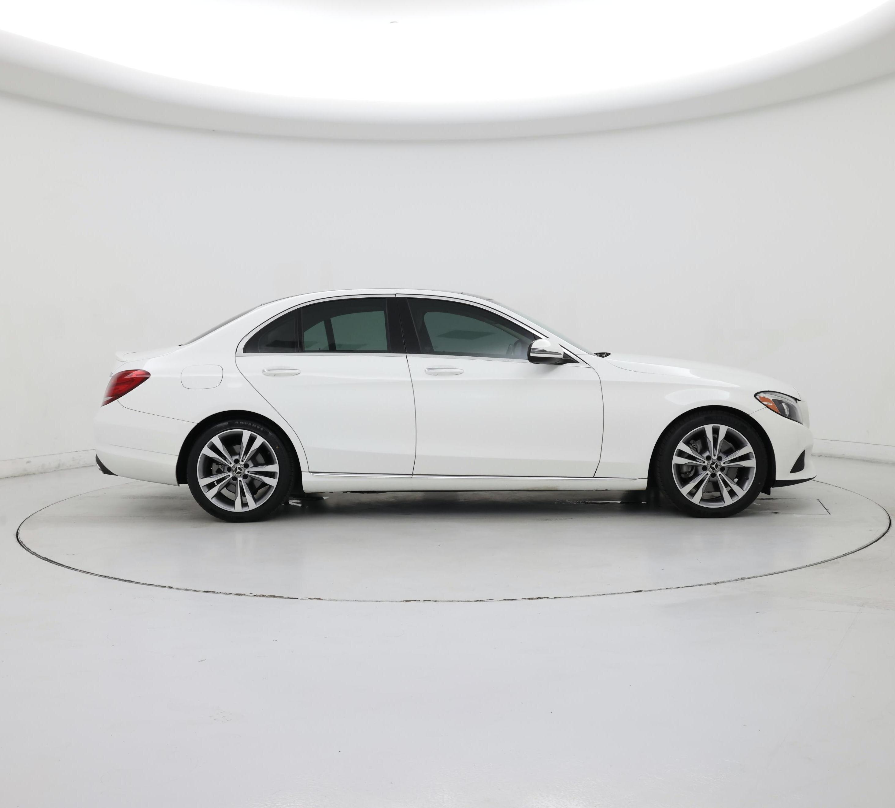 Thumbnail: 2017 Mercedes-Benz C-Class - 7