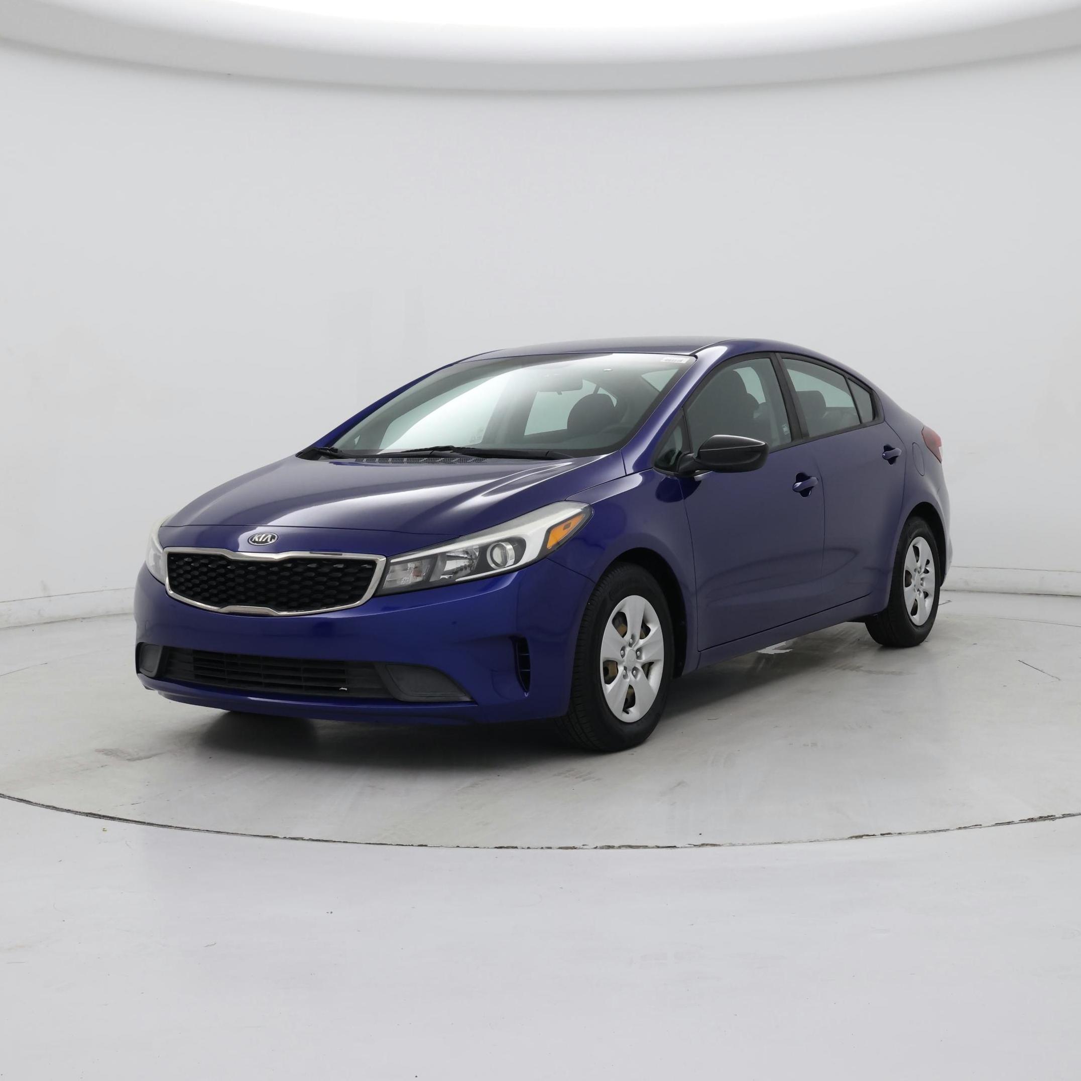 Thumbnail: 2017 Kia Forte - 4