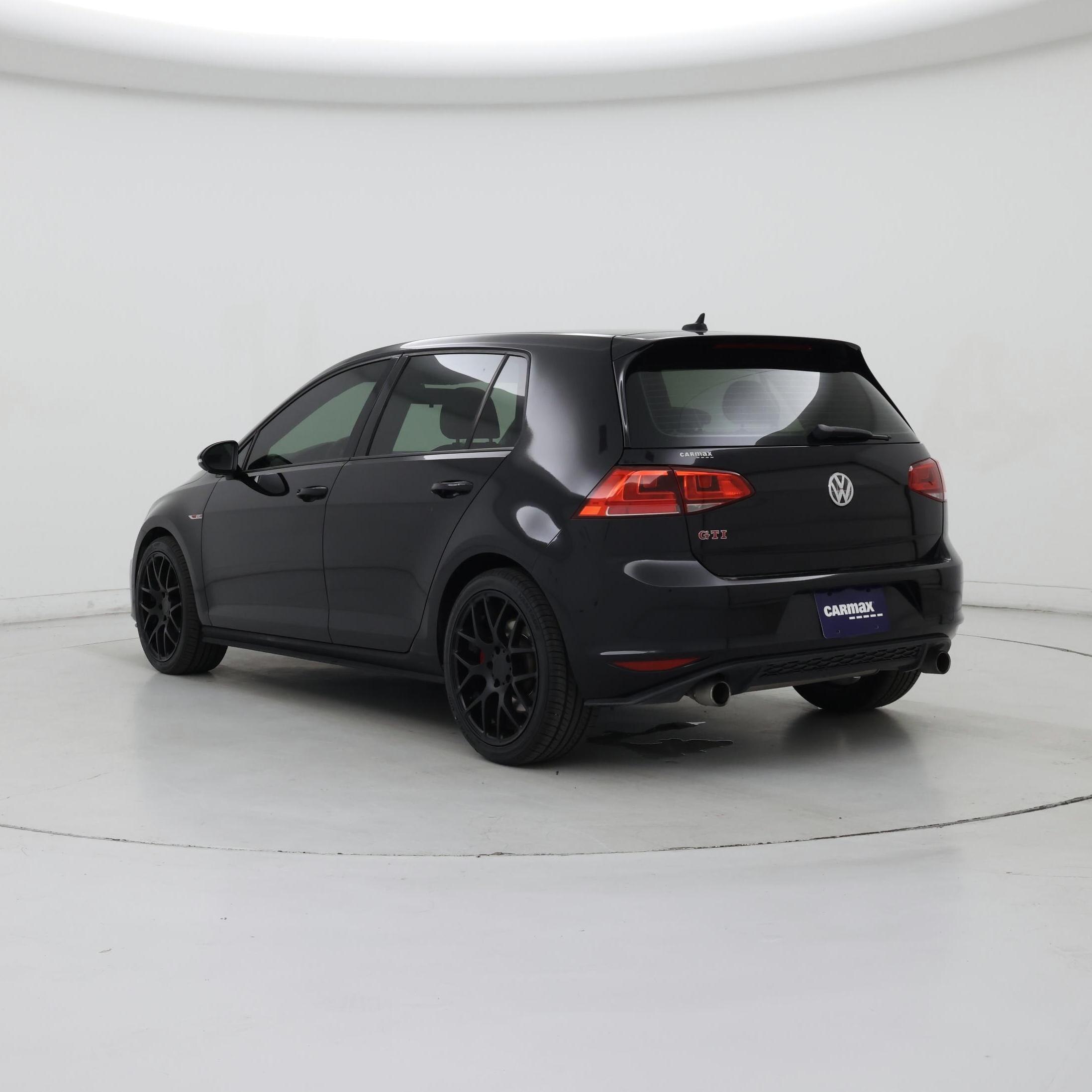 Thumbnail: 2017 Volkswagen Golf - 2