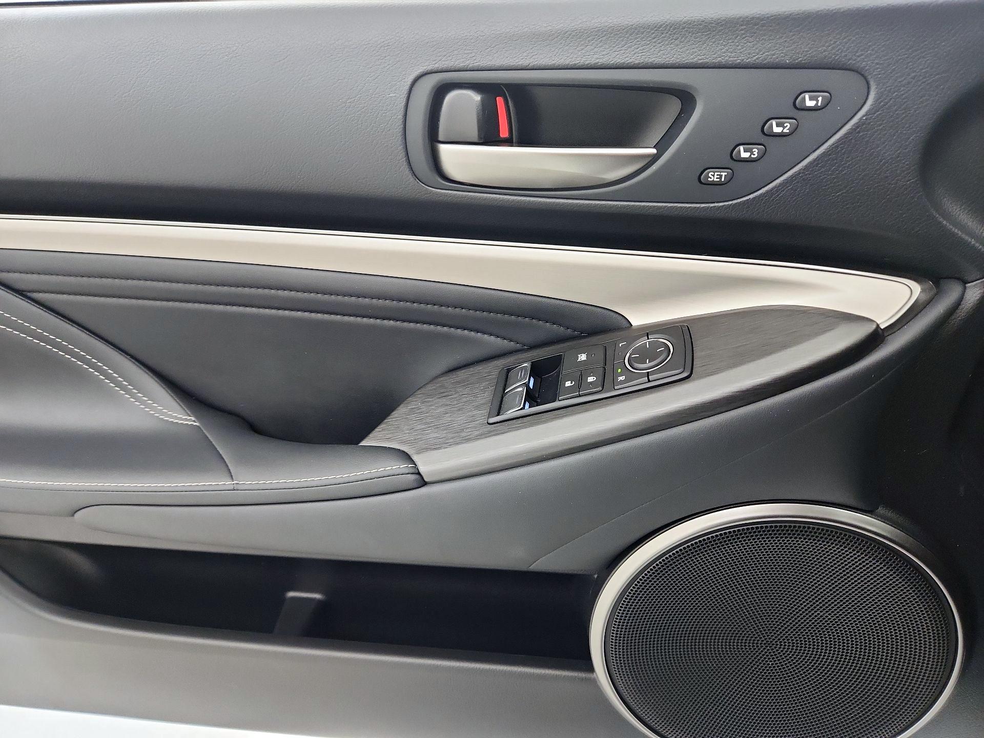 Thumbnail: 2024 Lexus RC - 12