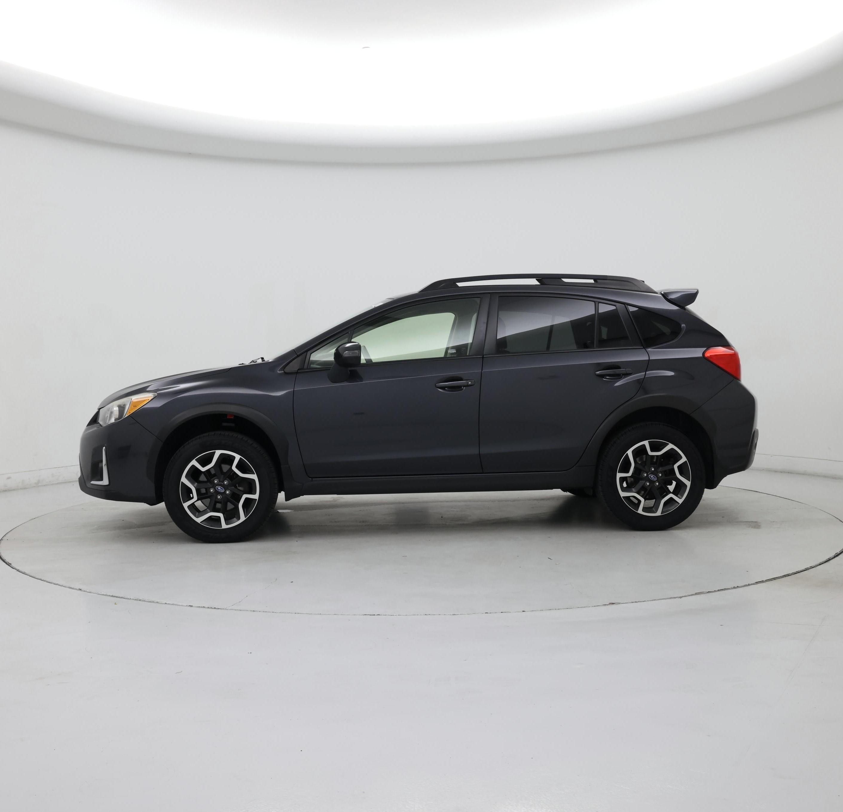 Thumbnail: 2016 Subaru XV Crosstrek - 3