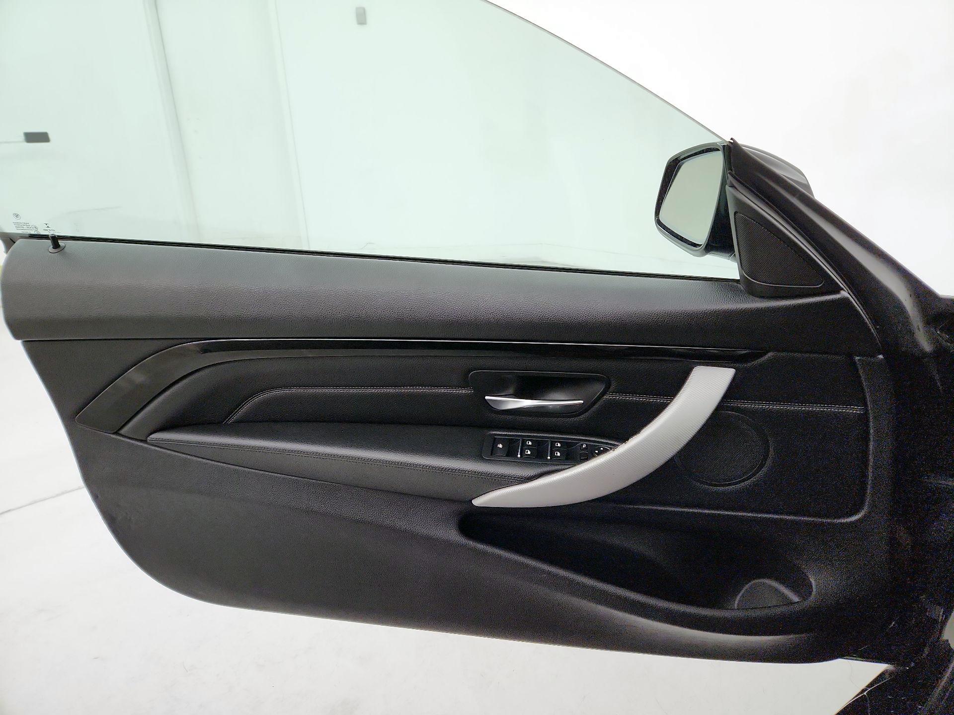 Thumbnail: 2018 BMW 4 Series - 12