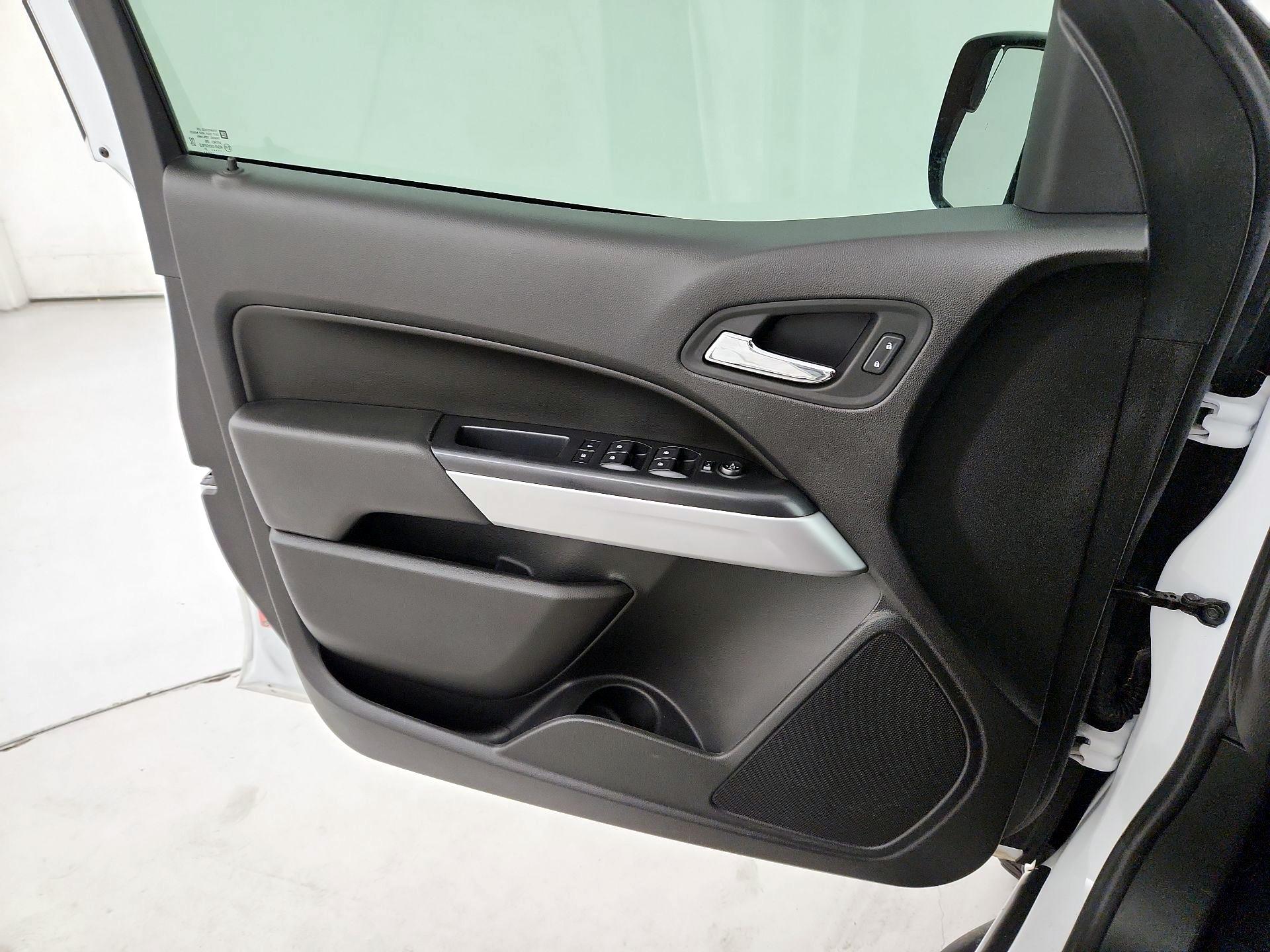 Thumbnail: 2021 Chevrolet Colorado - 12