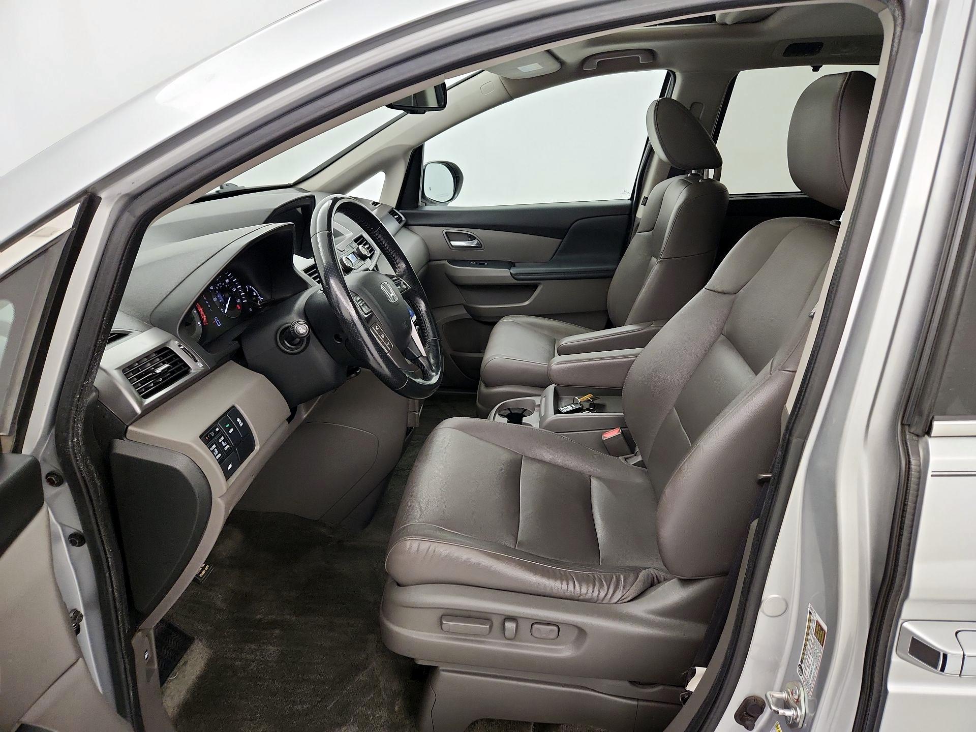 Thumbnail: 2014 Honda Odyssey - 11