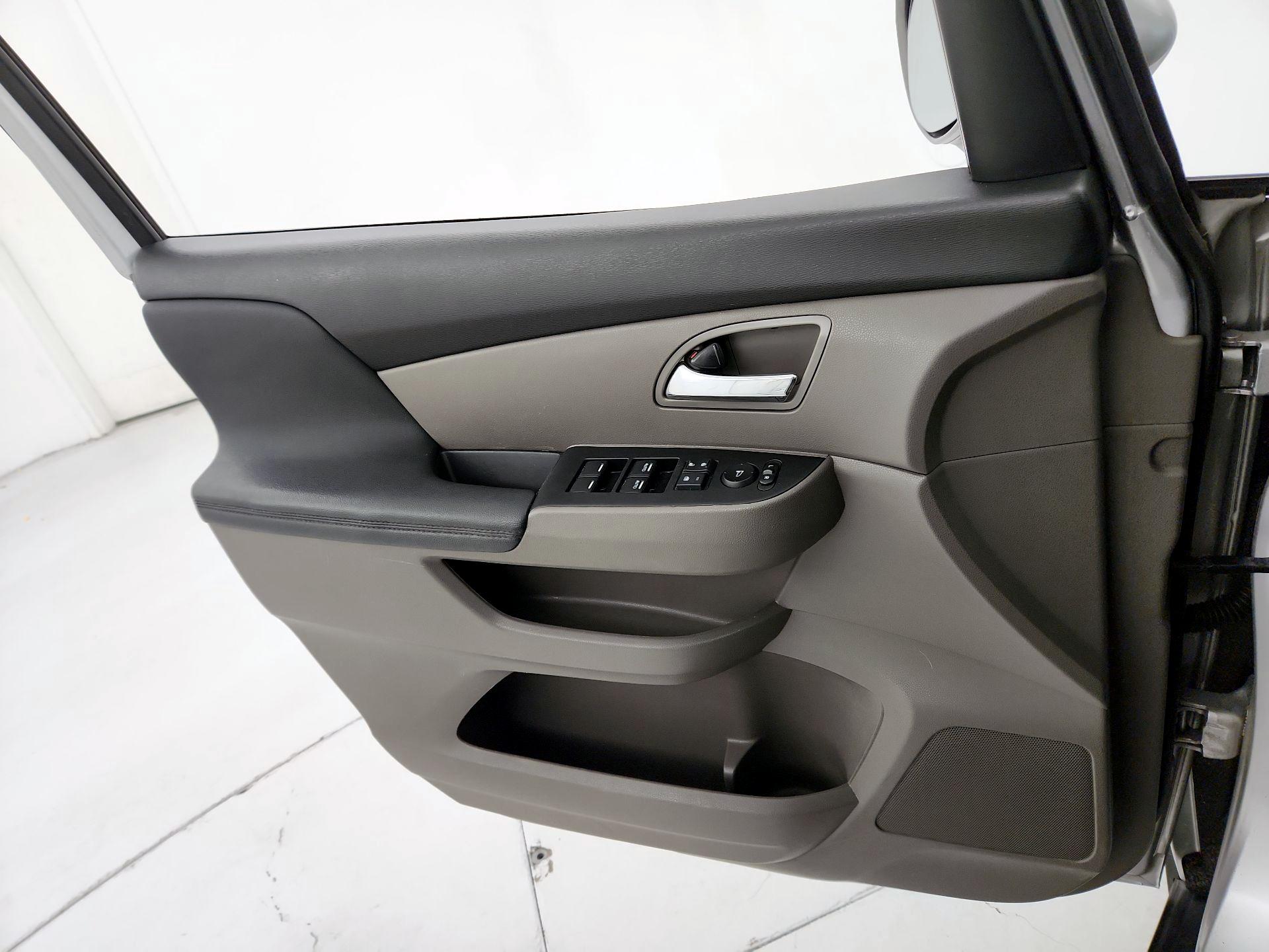 Thumbnail: 2014 Honda Odyssey - 12