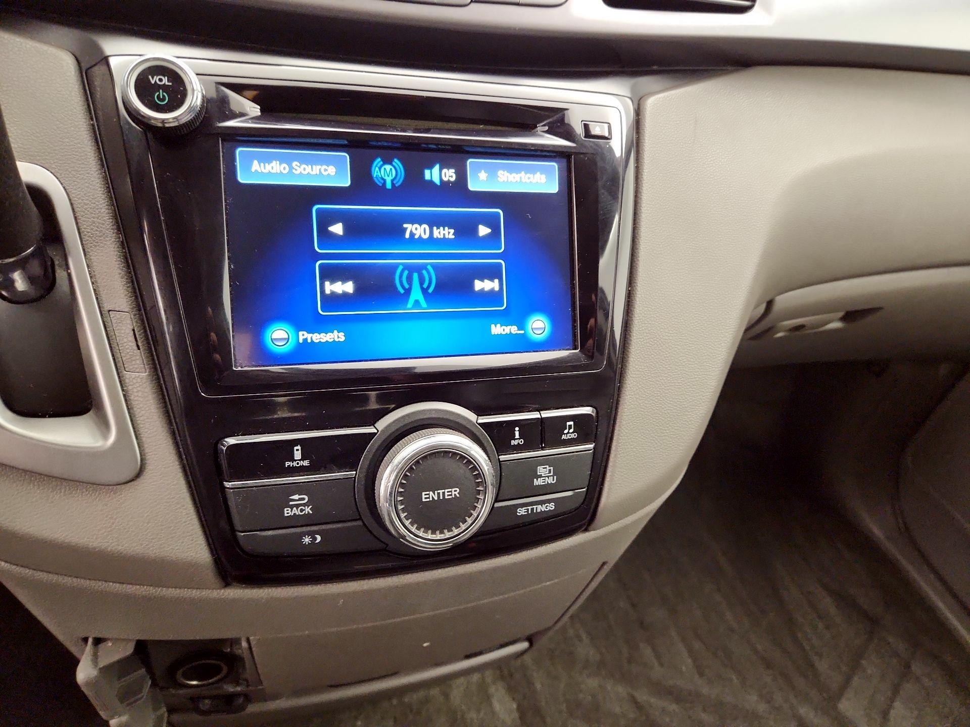 Thumbnail: 2014 Honda Odyssey - 15