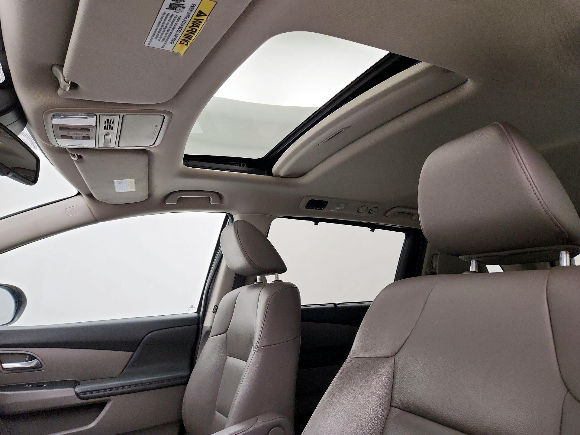 Thumbnail: 2014 Honda Odyssey - 19