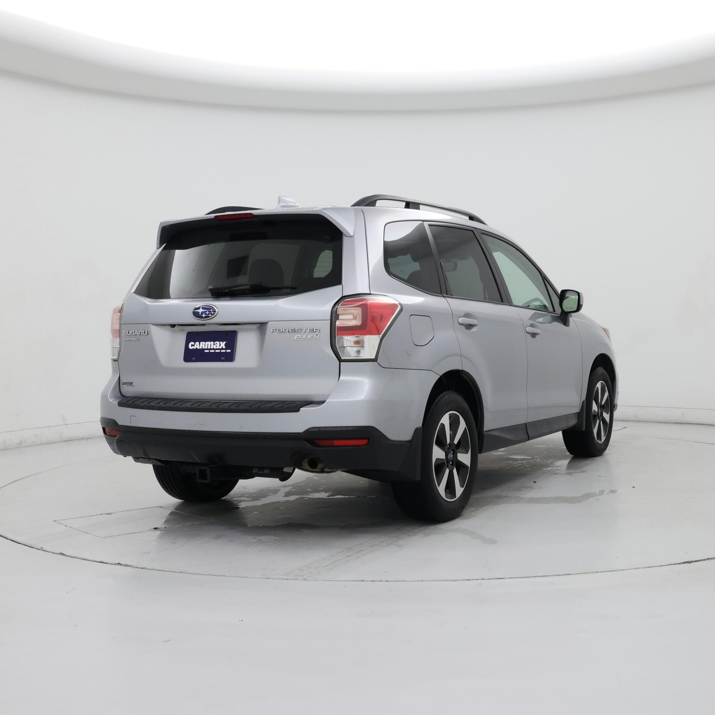 Thumbnail: 2017 Subaru Forester - 8