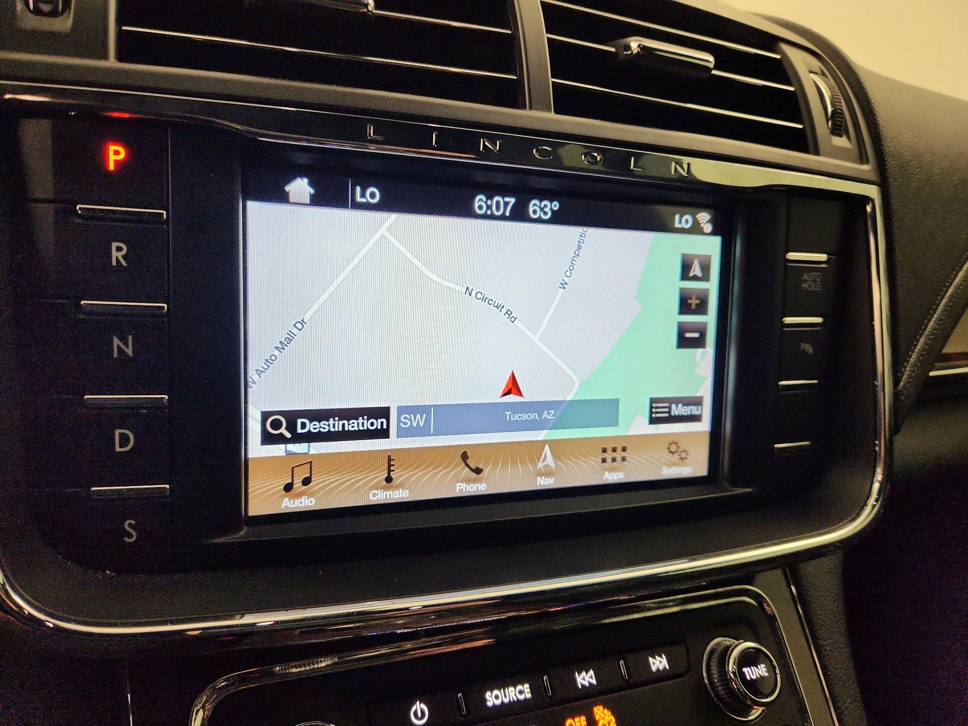 Thumbnail: 2017 Lincoln Continental - 14