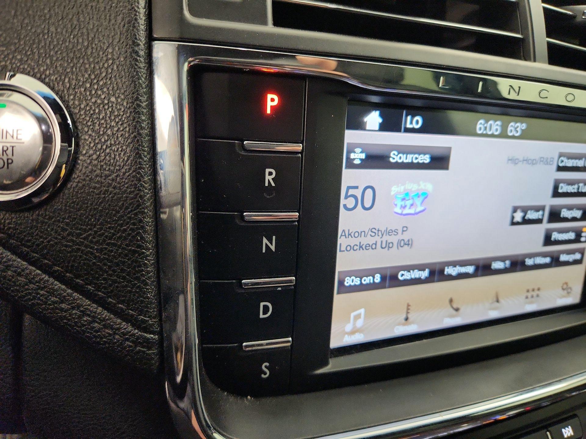 Thumbnail: 2017 Lincoln Continental - 18