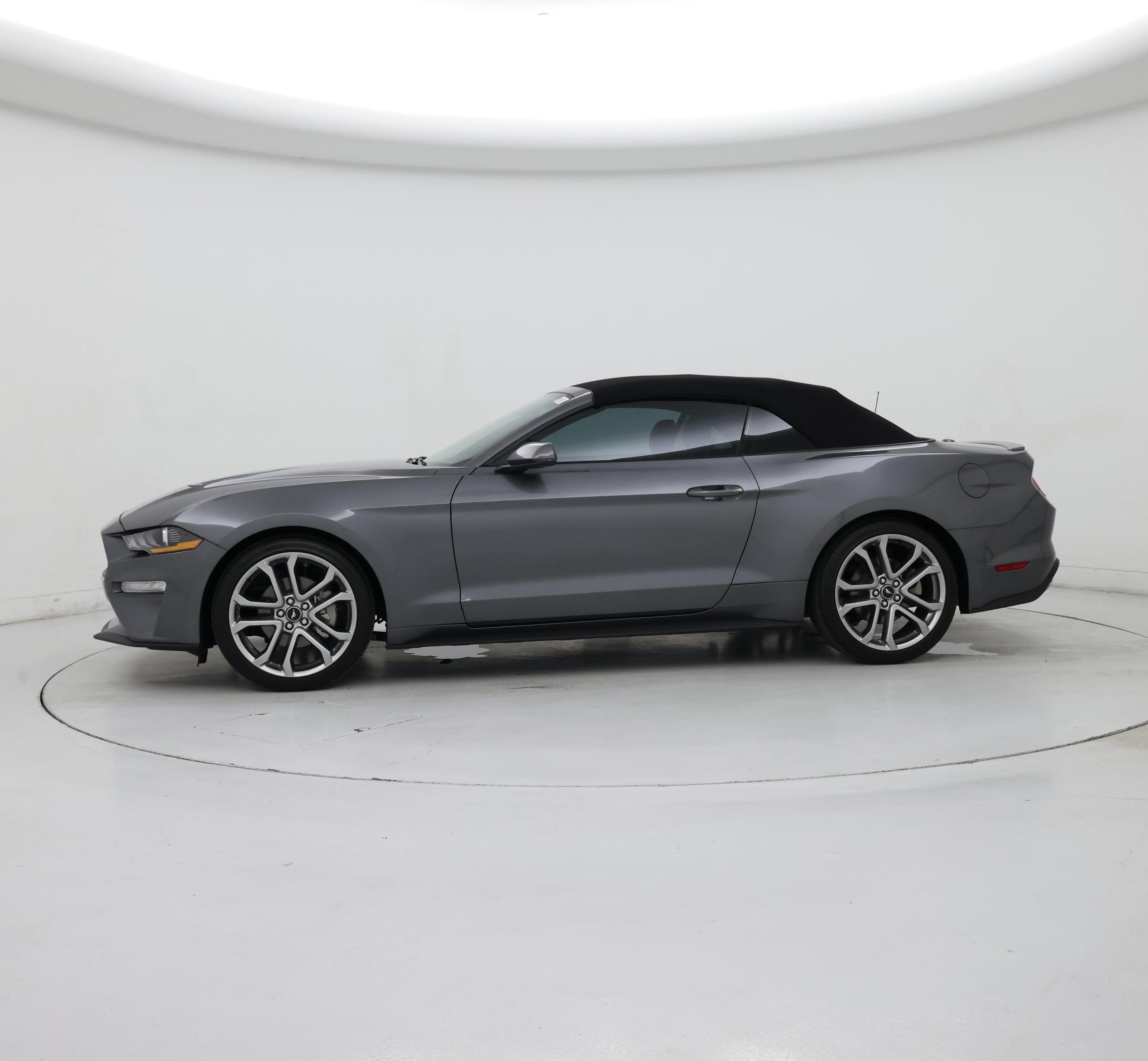 Thumbnail: 2022 Ford Mustang - 3