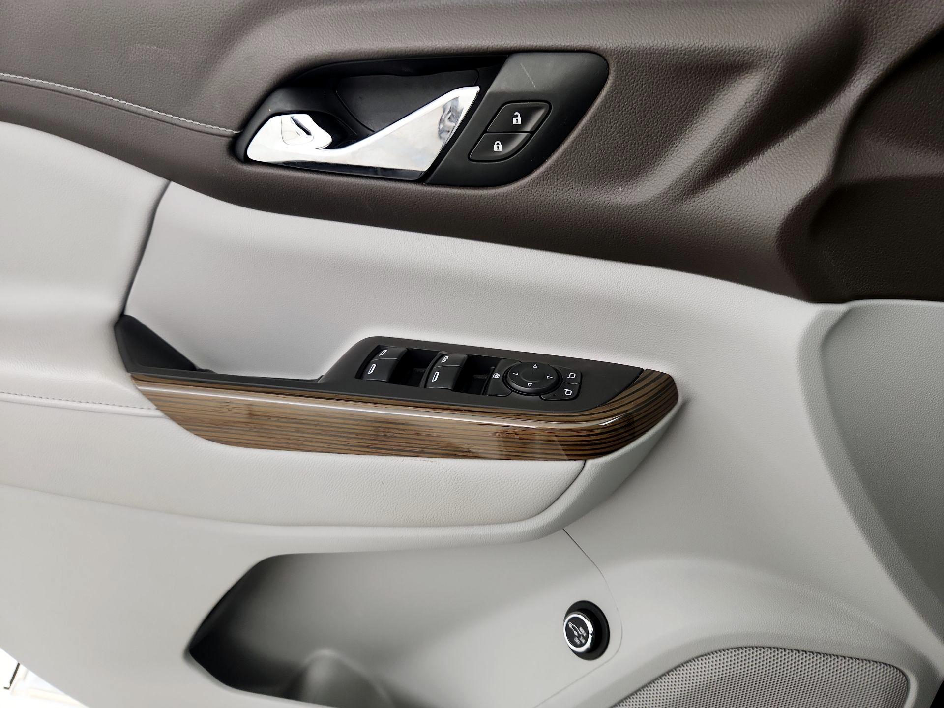 Thumbnail: 2020 GMC Acadia - 12