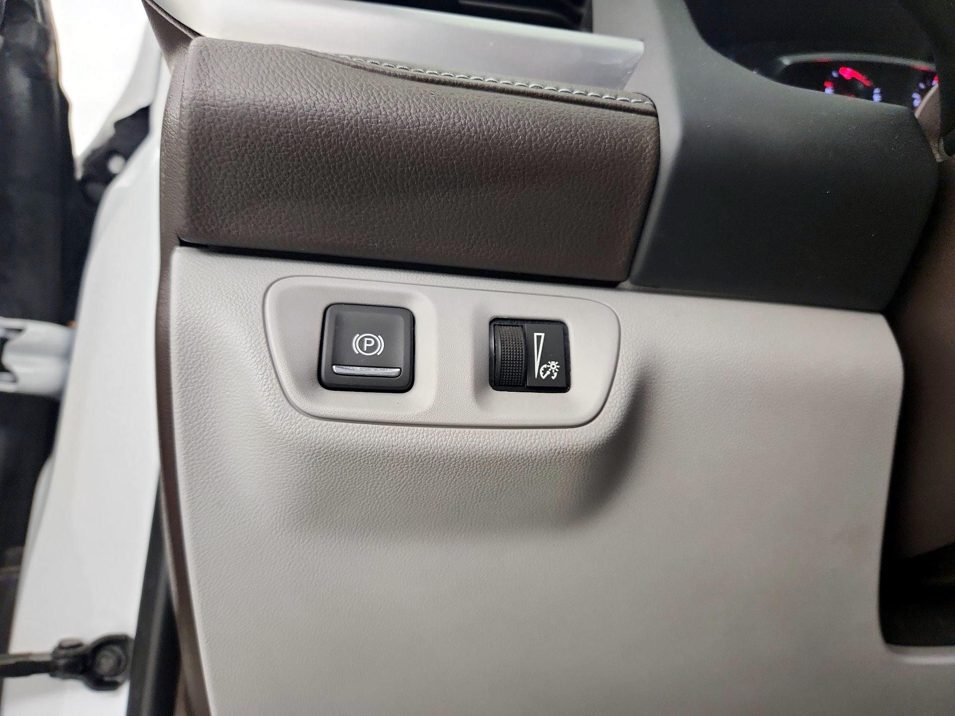 Thumbnail: 2020 GMC Acadia - 13