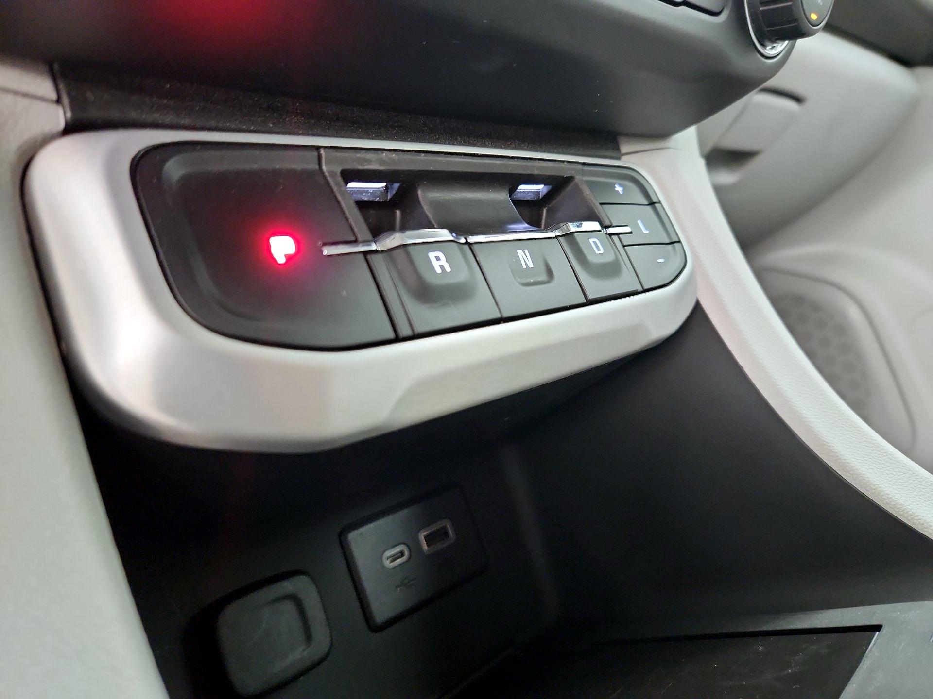 Thumbnail: 2020 GMC Acadia - 17