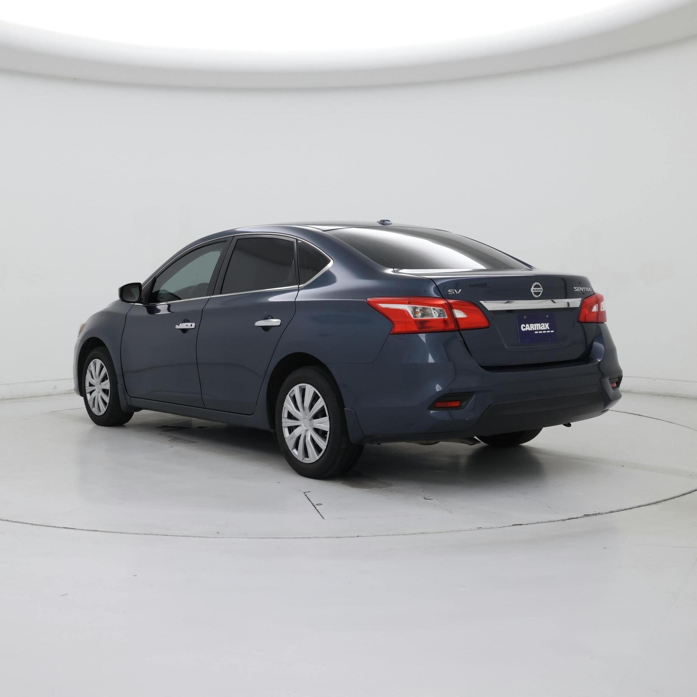 Thumbnail: 2016 Nissan Sentra - 2
