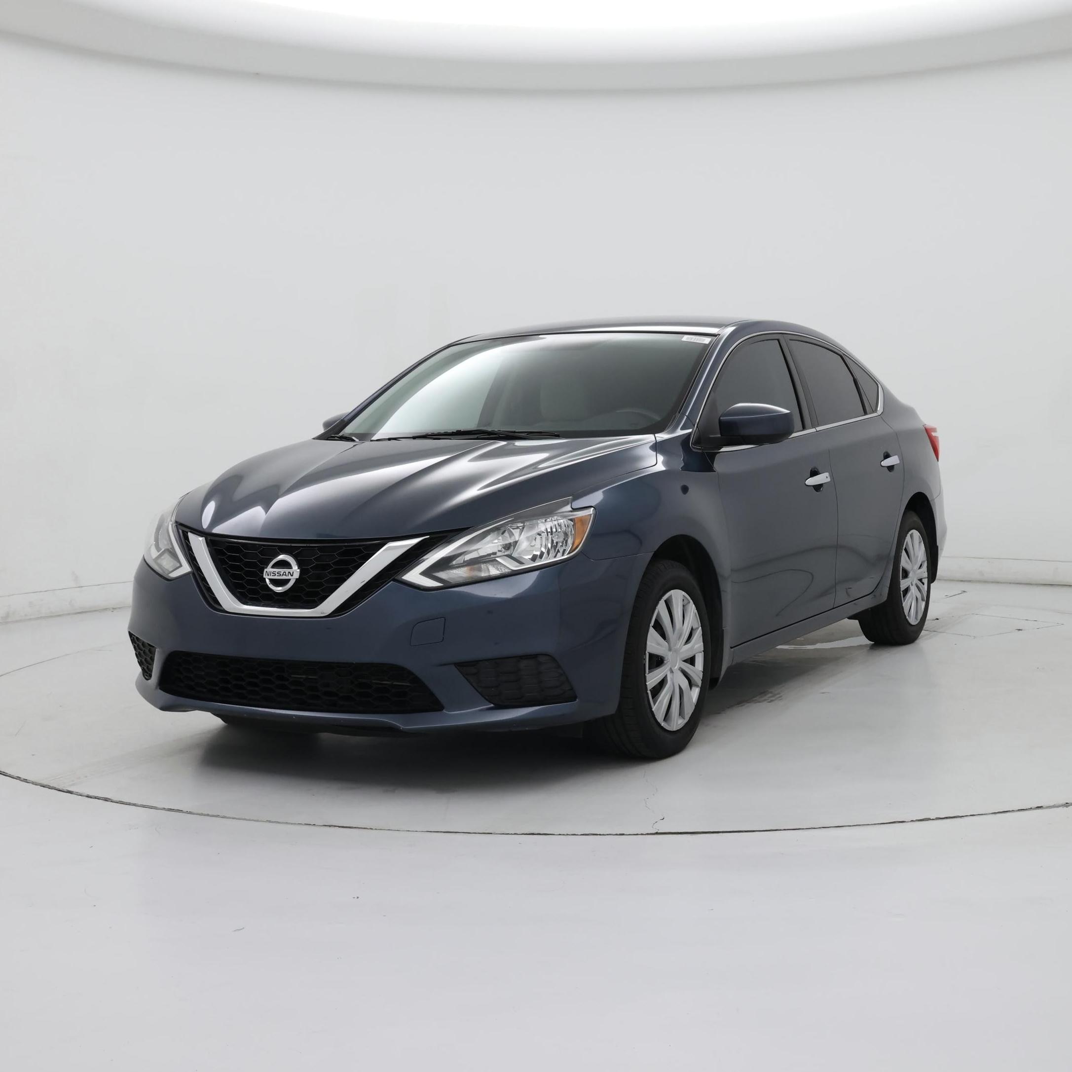Thumbnail: 2016 Nissan Sentra - 4
