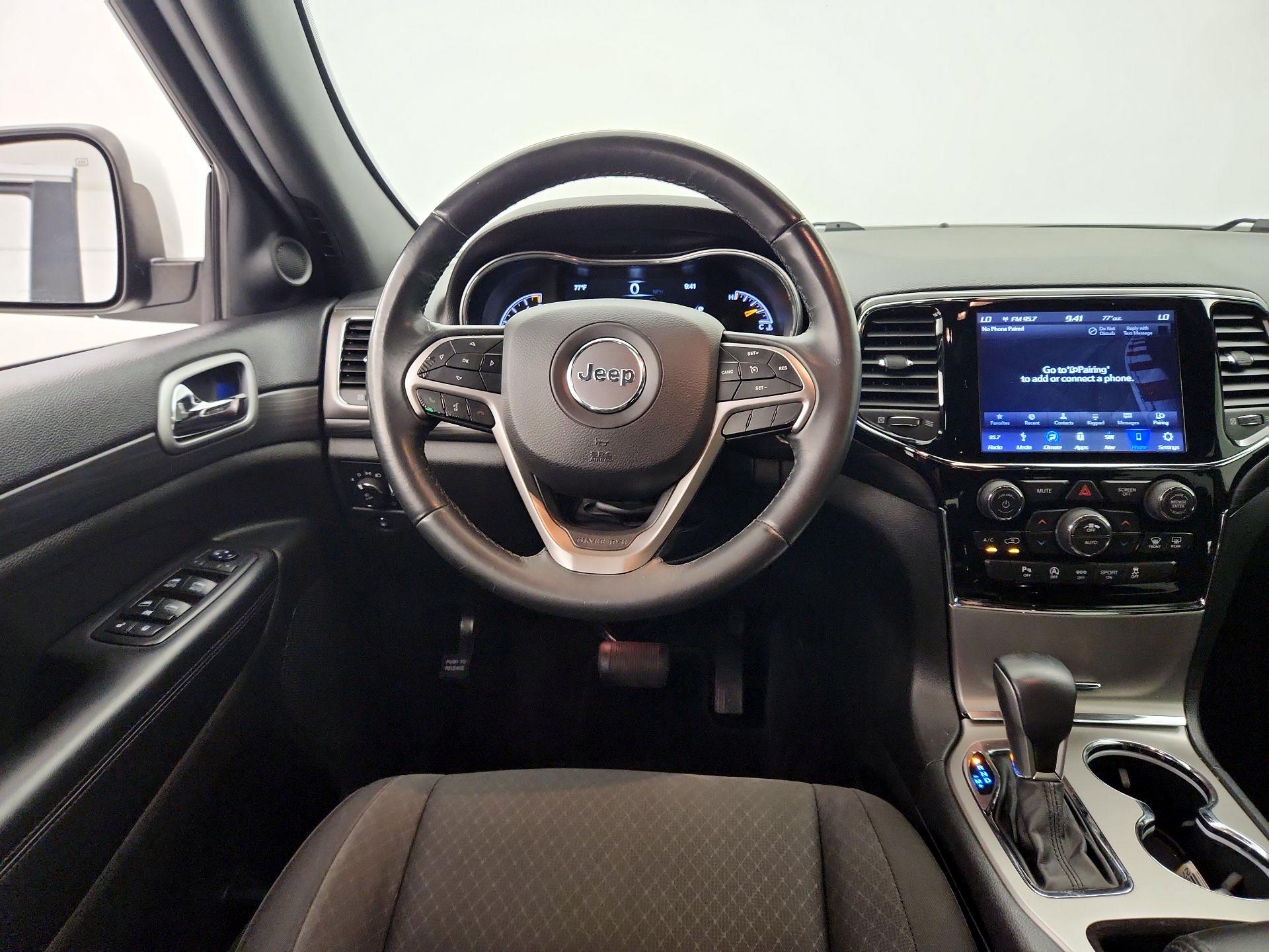 Thumbnail: 2019 Jeep Grand Cherokee - 10