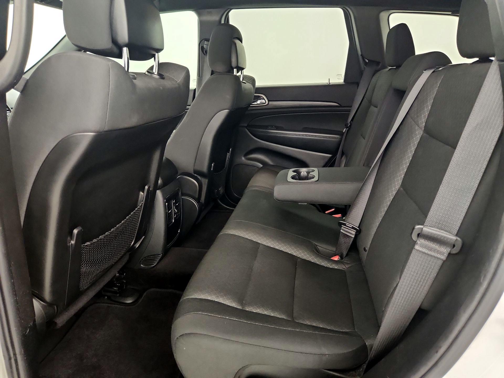 Thumbnail: 2019 Jeep Grand Cherokee - 19