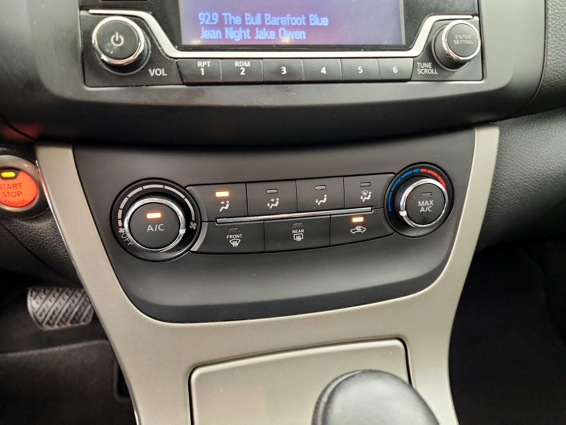 Thumbnail: 2015 Nissan Sentra - 16