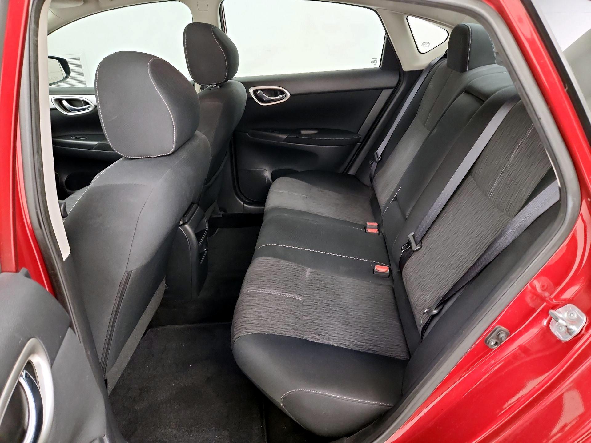 Thumbnail: 2015 Nissan Sentra - 20